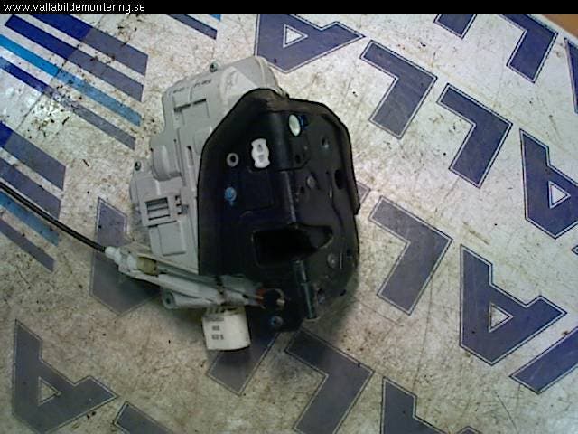 Audi A4/S4 05-07 Låskista-Dörrlås