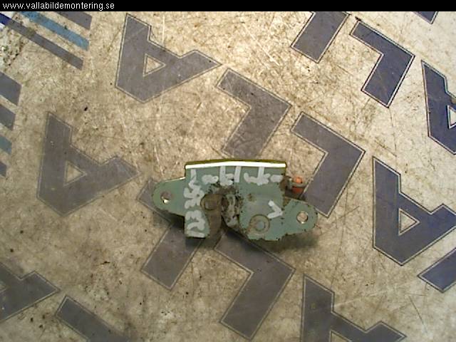 Toyota HILUX 05-16 Låskista Baklucka