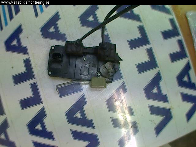 Opel VECTRA C 02-05 Låskista-Dörrlås