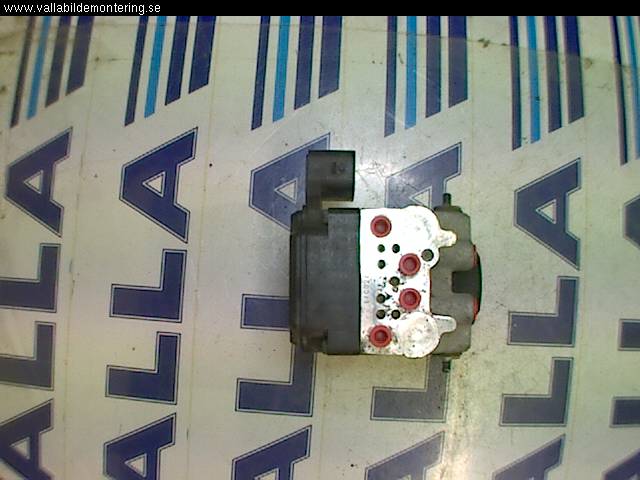 Toyota CAMRY    01-06 Abs Hydraulaggregat