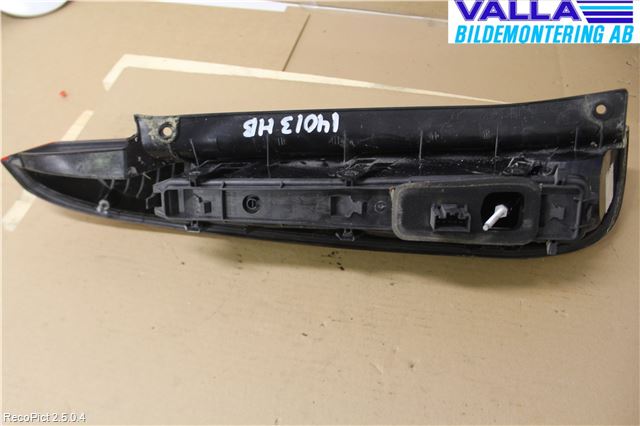 Ford FIESTA     02-05 Bakljus Höger