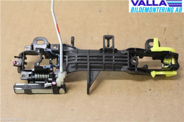 Toyota VERSO 09-18 Dörrhandtag Yttre Hö