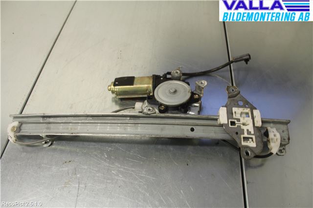 Nissan NAVARA 98-05 Fönsterhiss El Kompl