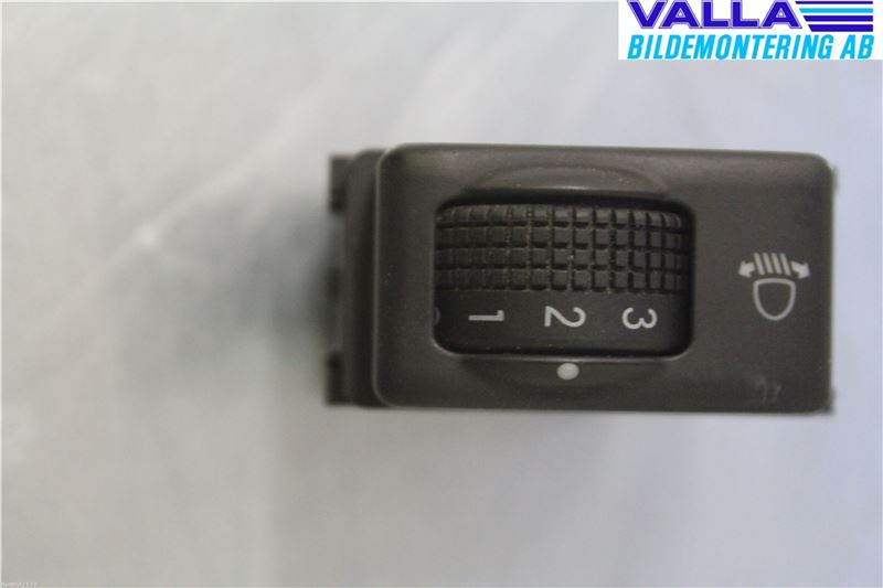 Nissan NAVARA 05-16 Str Ljusvidd Reglering