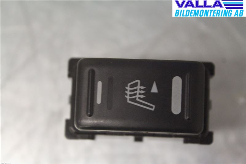 Nissan NAVARA 05-16 Strömställare Stolvärme