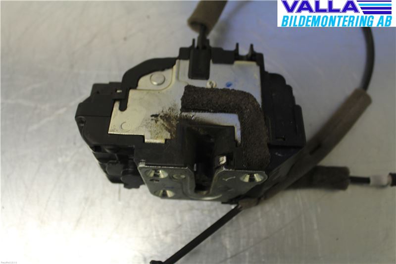 Nissan NAVARA 05-16 Låskista-Dörrlås