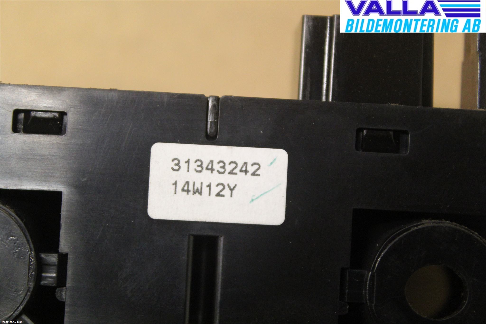 Volvo V60 14-18 Strömställare Parkeringsbroms