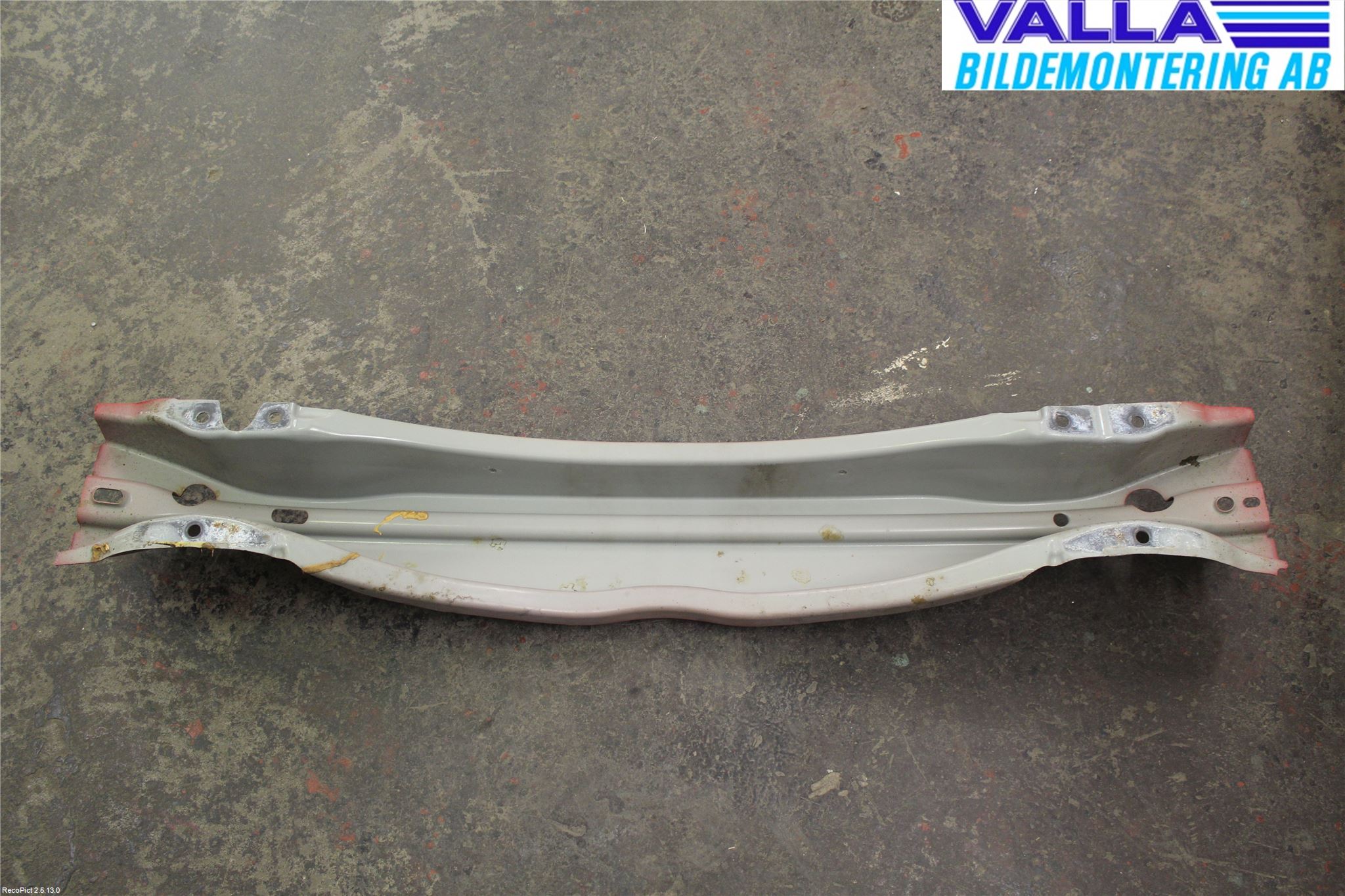 Volvo V70 08-13 Stötfångarbalk Bak