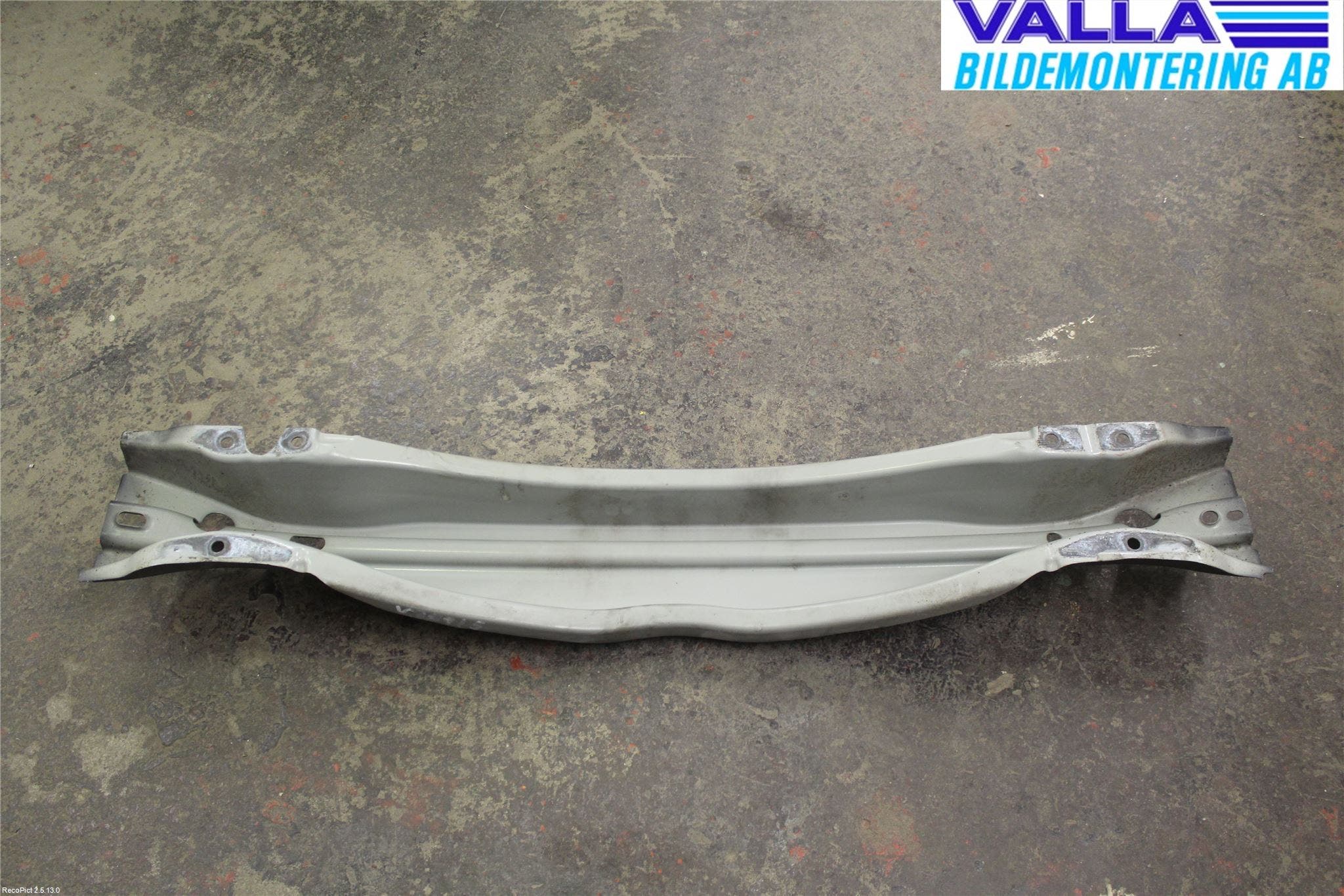 Volvo V70 08-13 Stötfångarbalk Bak