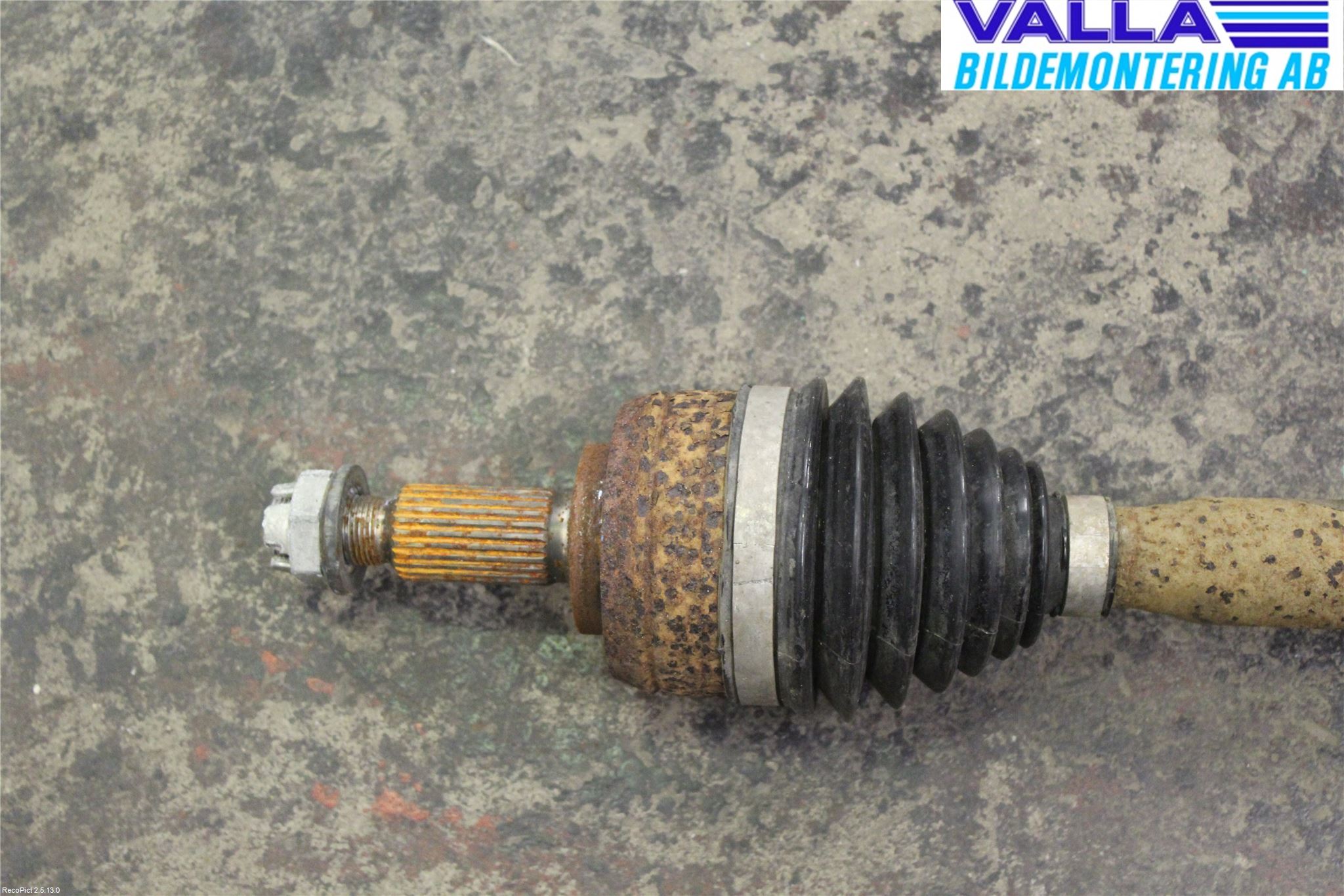 Renault CAPTUR 13-19 Drivaxel Fram Höger