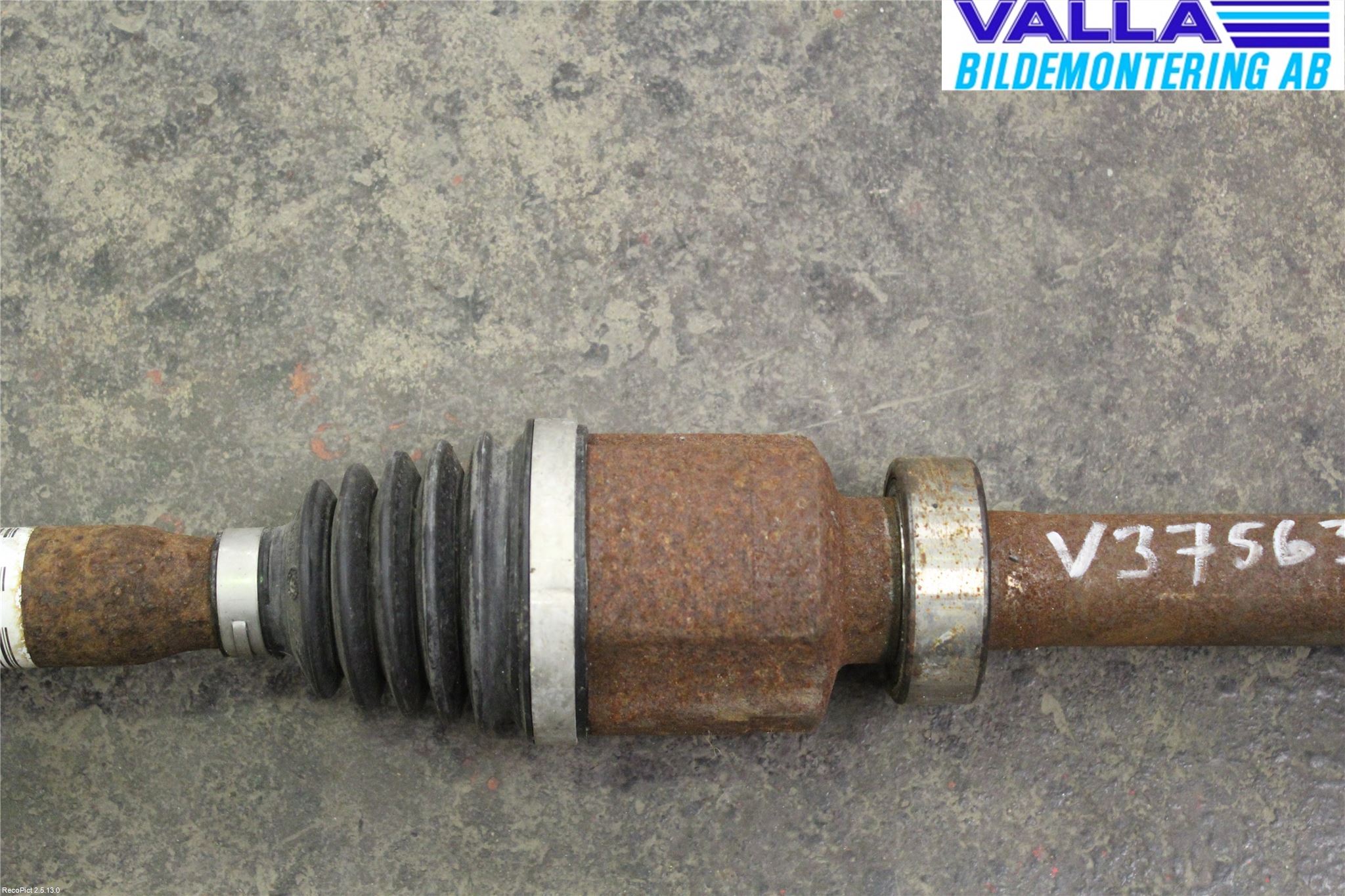 Renault CAPTUR 13-19 Drivaxel Fram Höger