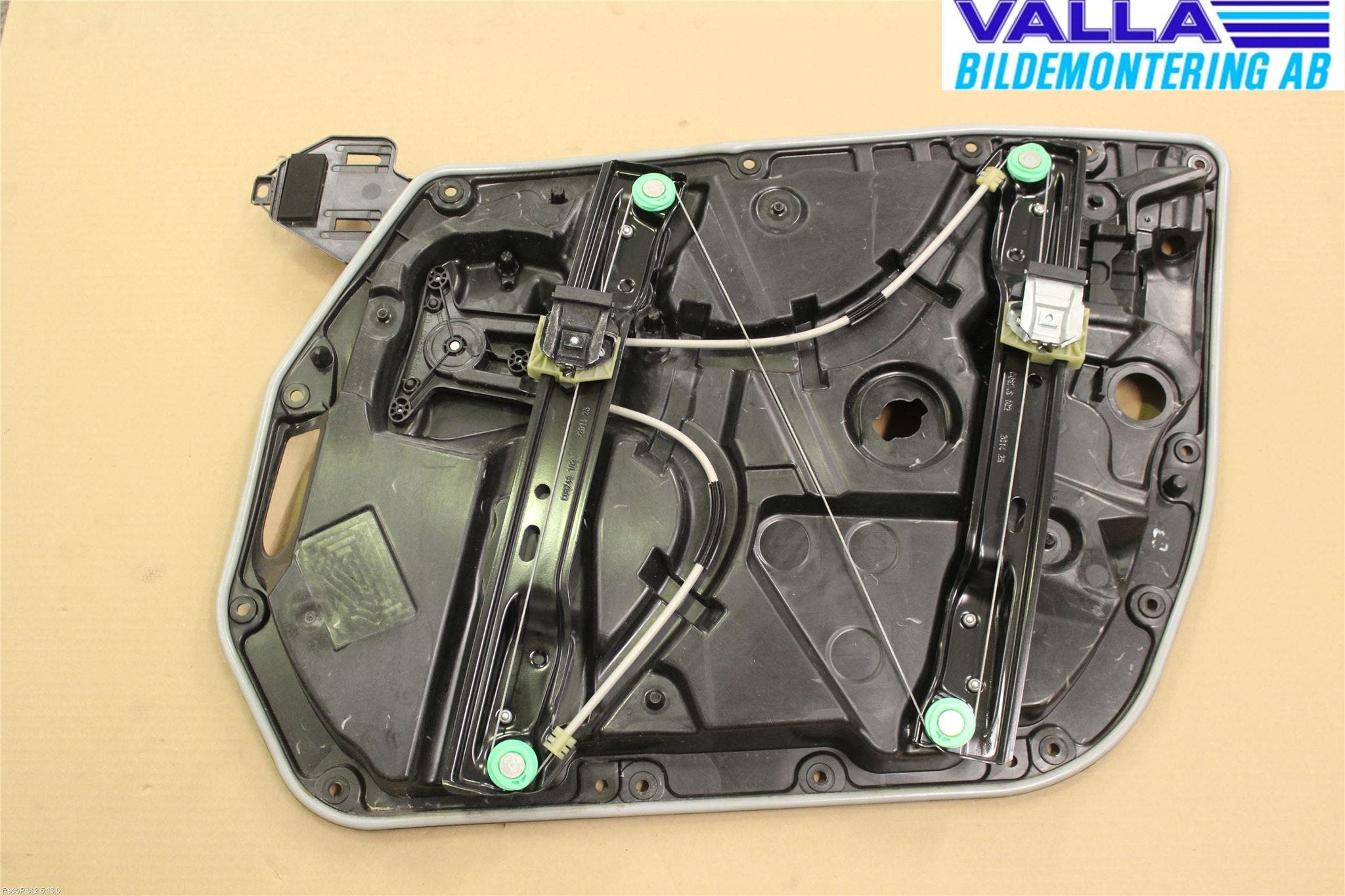 Mercedes-Benz MB C-KLASS (W205) 14-21 Fönsterhiss El Kompl