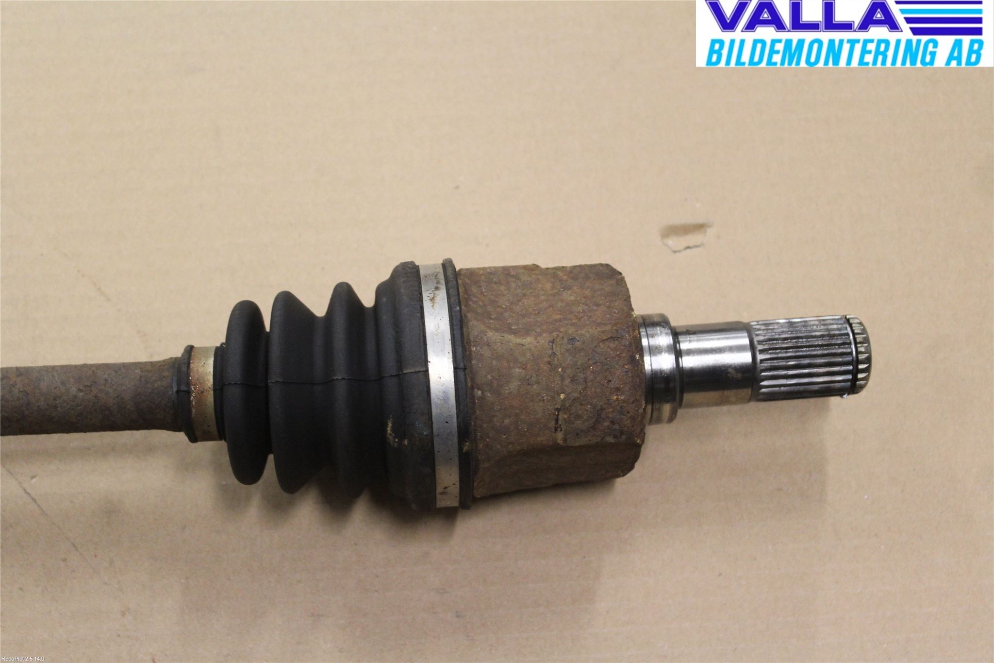 Kia SPORTAGE (SL) 11-15 Drivaxel Bak Höger
