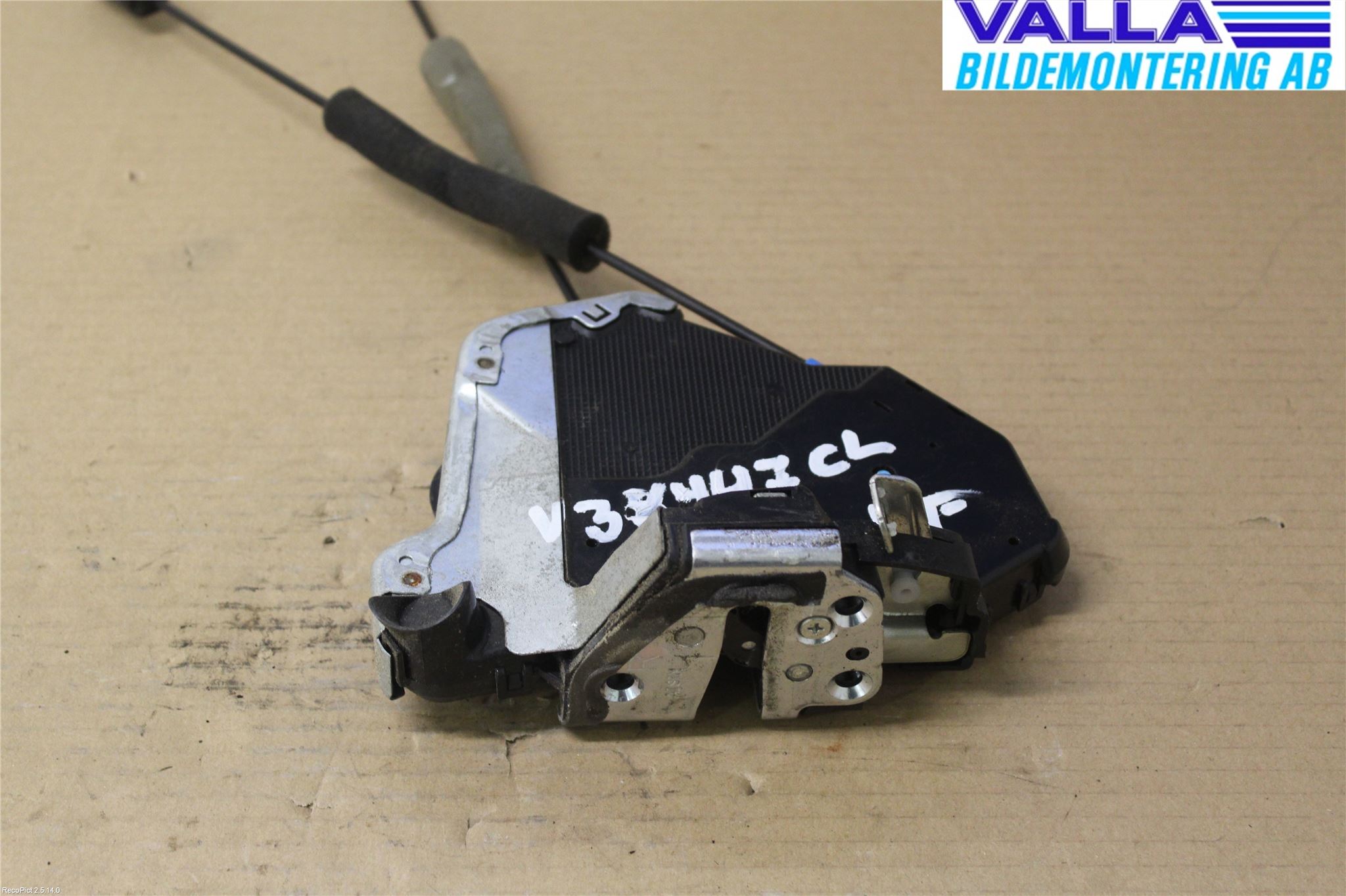 Lexus IS 220d/250/350 06-13 Låskista-Dörrlås