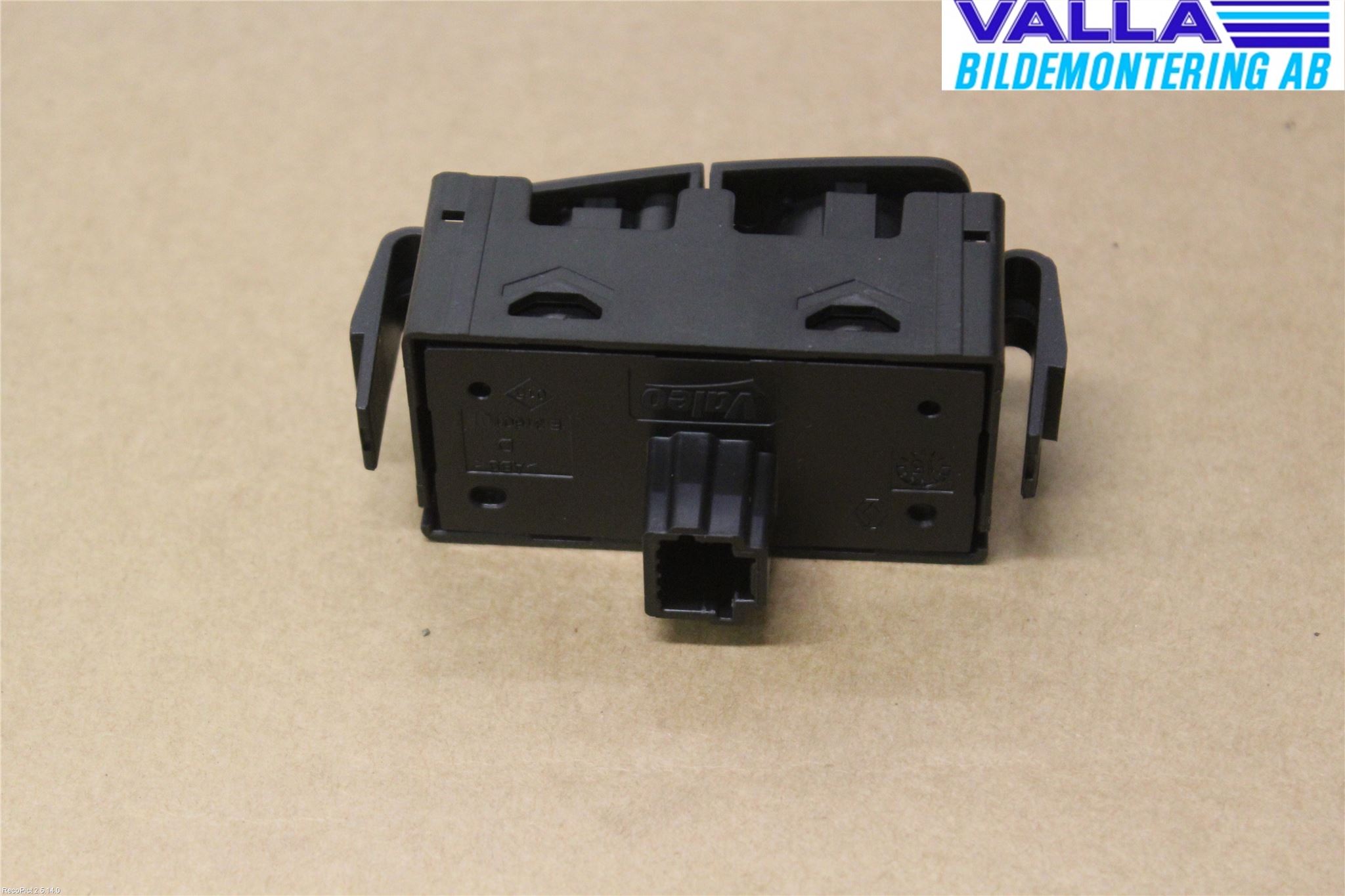 Dacia SANDERO/STEPWAY 13-20 Strömställare Varnings