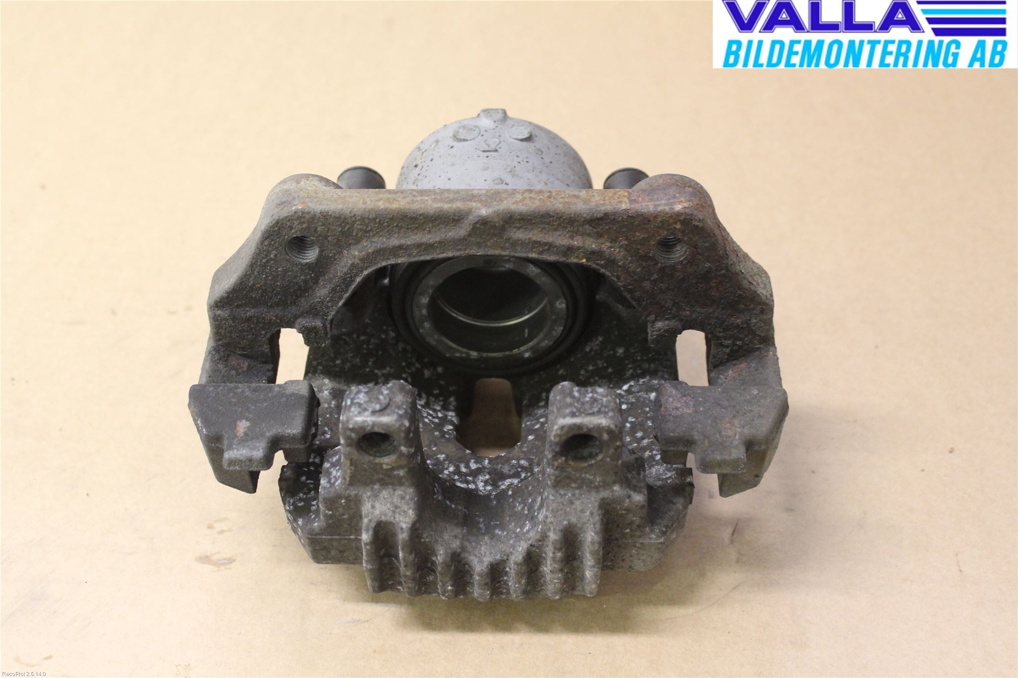 BMW 3 E90/91 SED/TOU 05-12 Bromsok Fram Höger