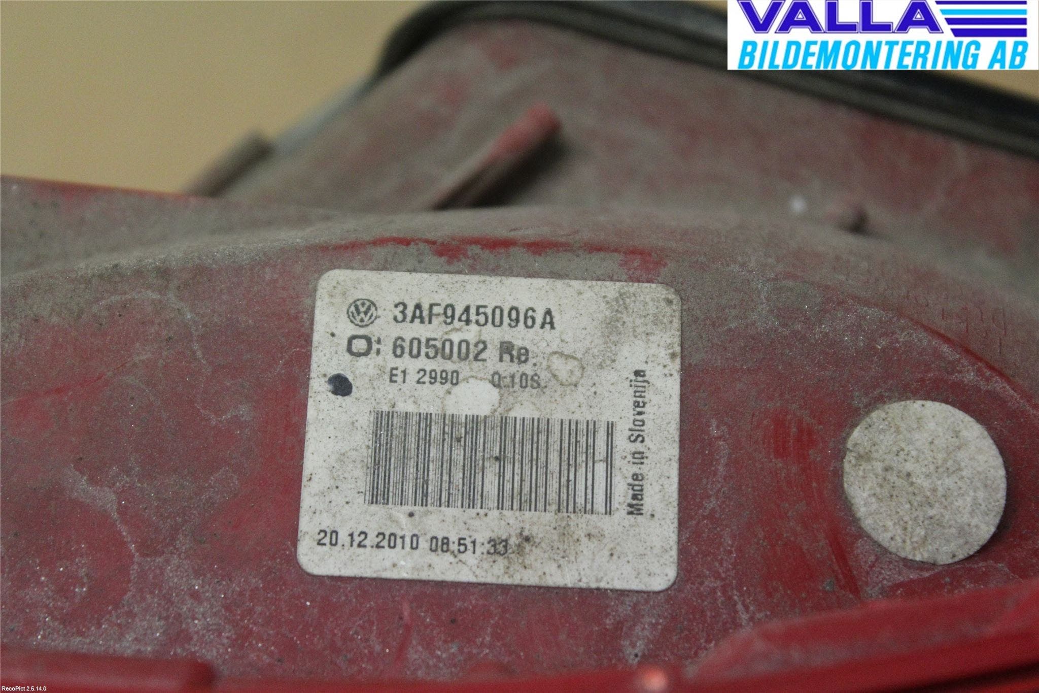 Volkswagen VW PASSAT 11-14 Bakljus Höger