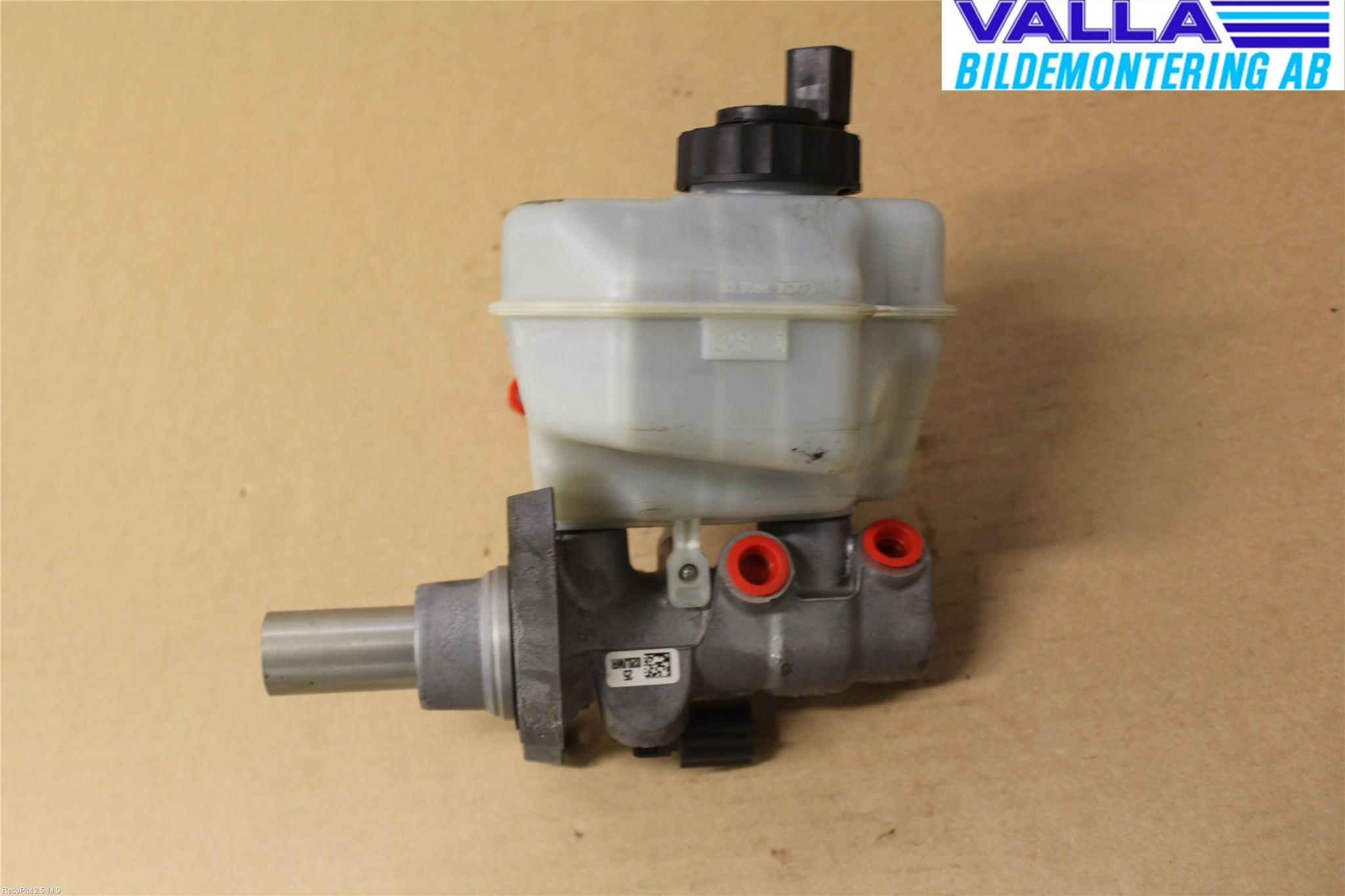 Volkswagen VW PASSAT 11-14 Broms Huvudcylinder
