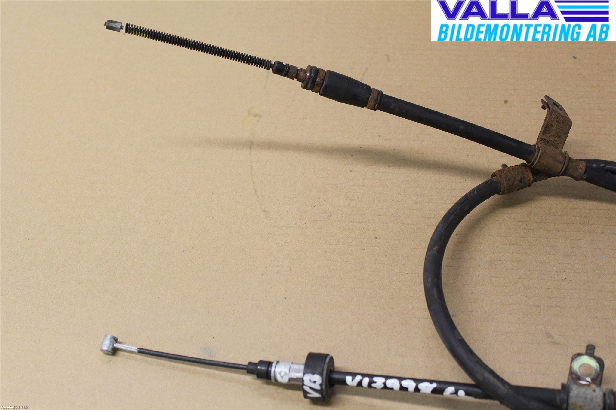 Kia SPORTAGE (SL) 11-15 Handbromswire