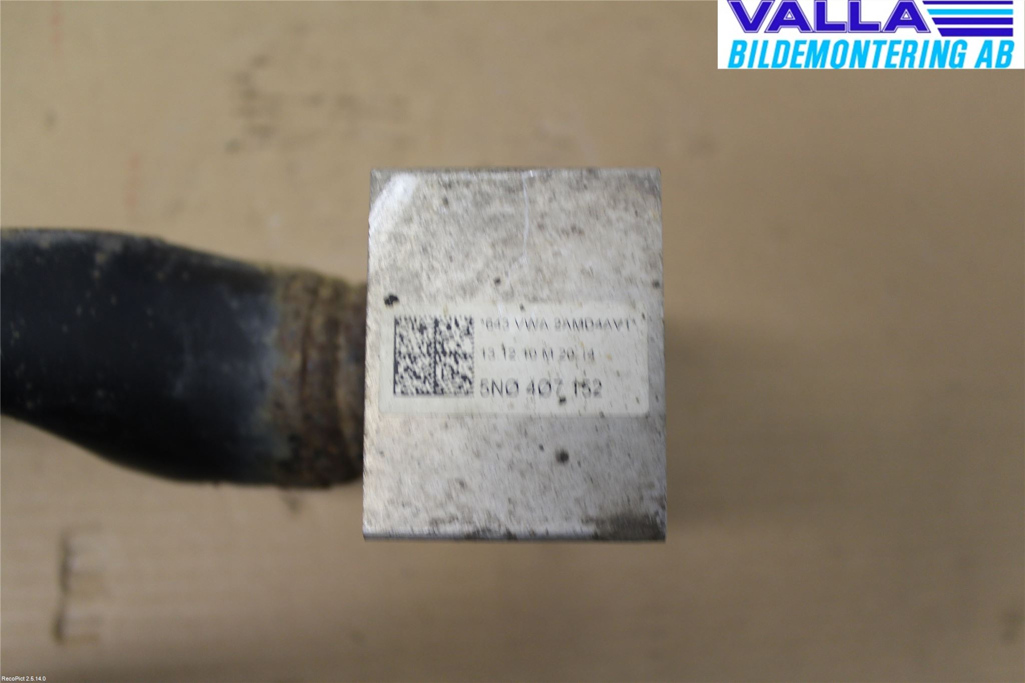 Volkswagen VW PASSAT 11-14 Bärarm Fram Undre Hö