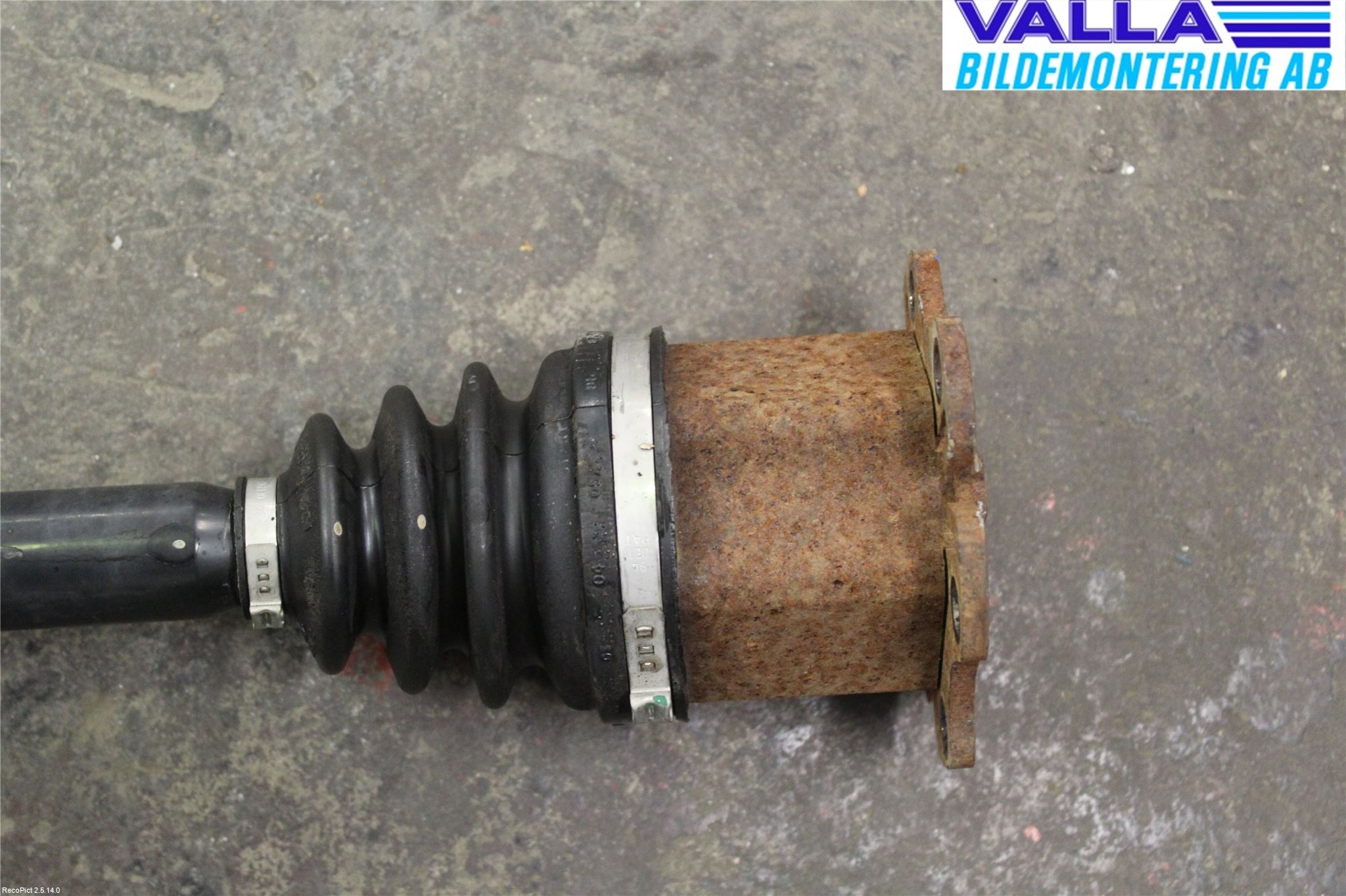 Audi A6/S6     05-11 Drivaxel Fram Vänster