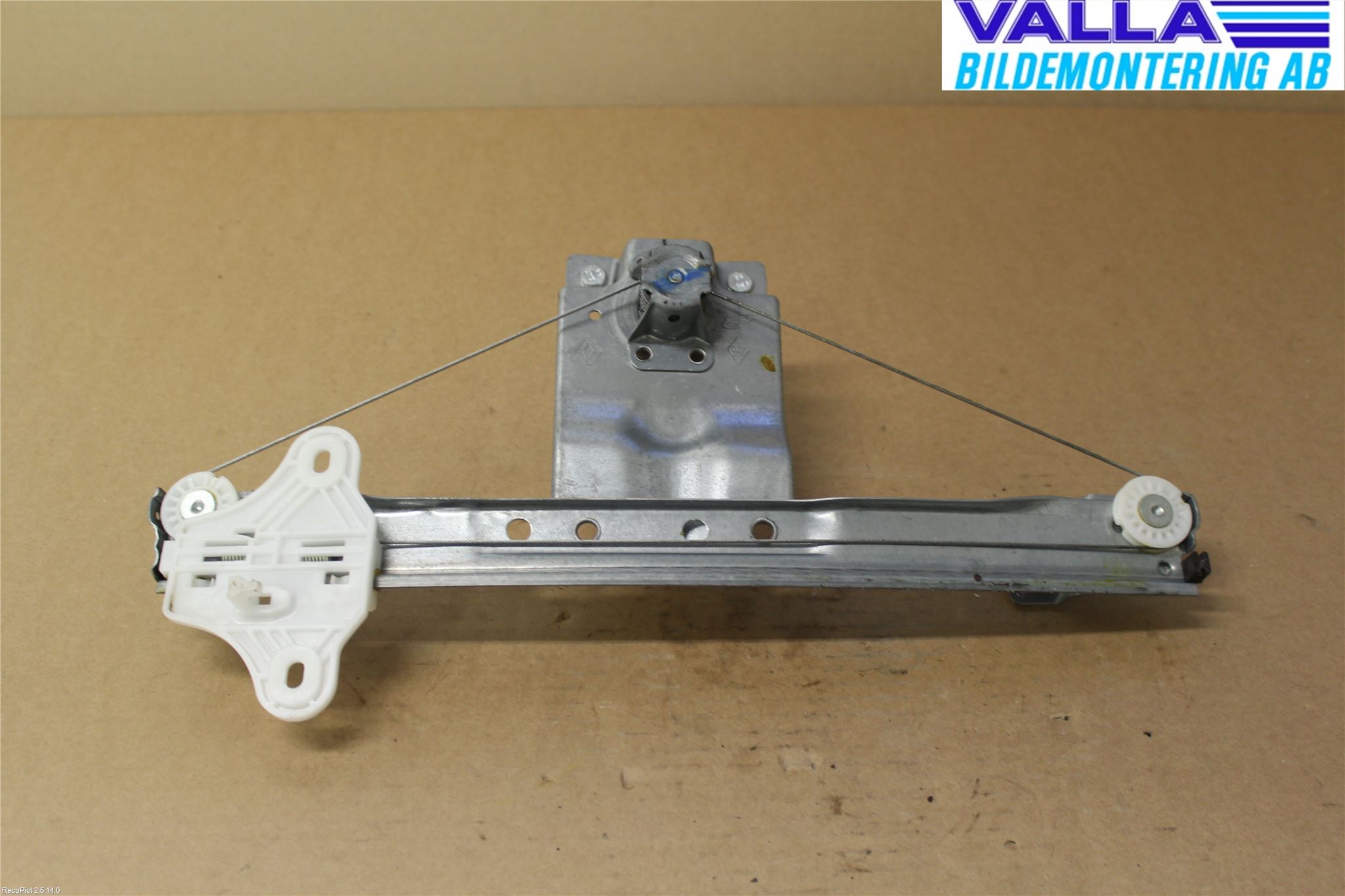 Renault CLIO IV 12-16 Fönsterhissmekanism