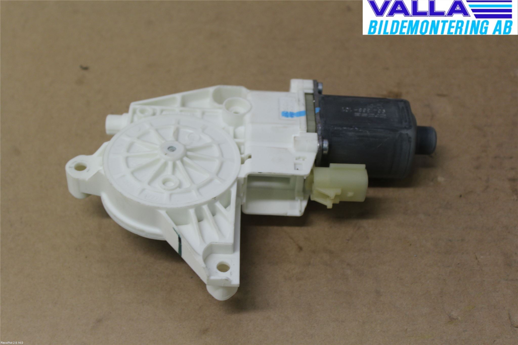 Fiat FREEMONT Fönsterhissmotor