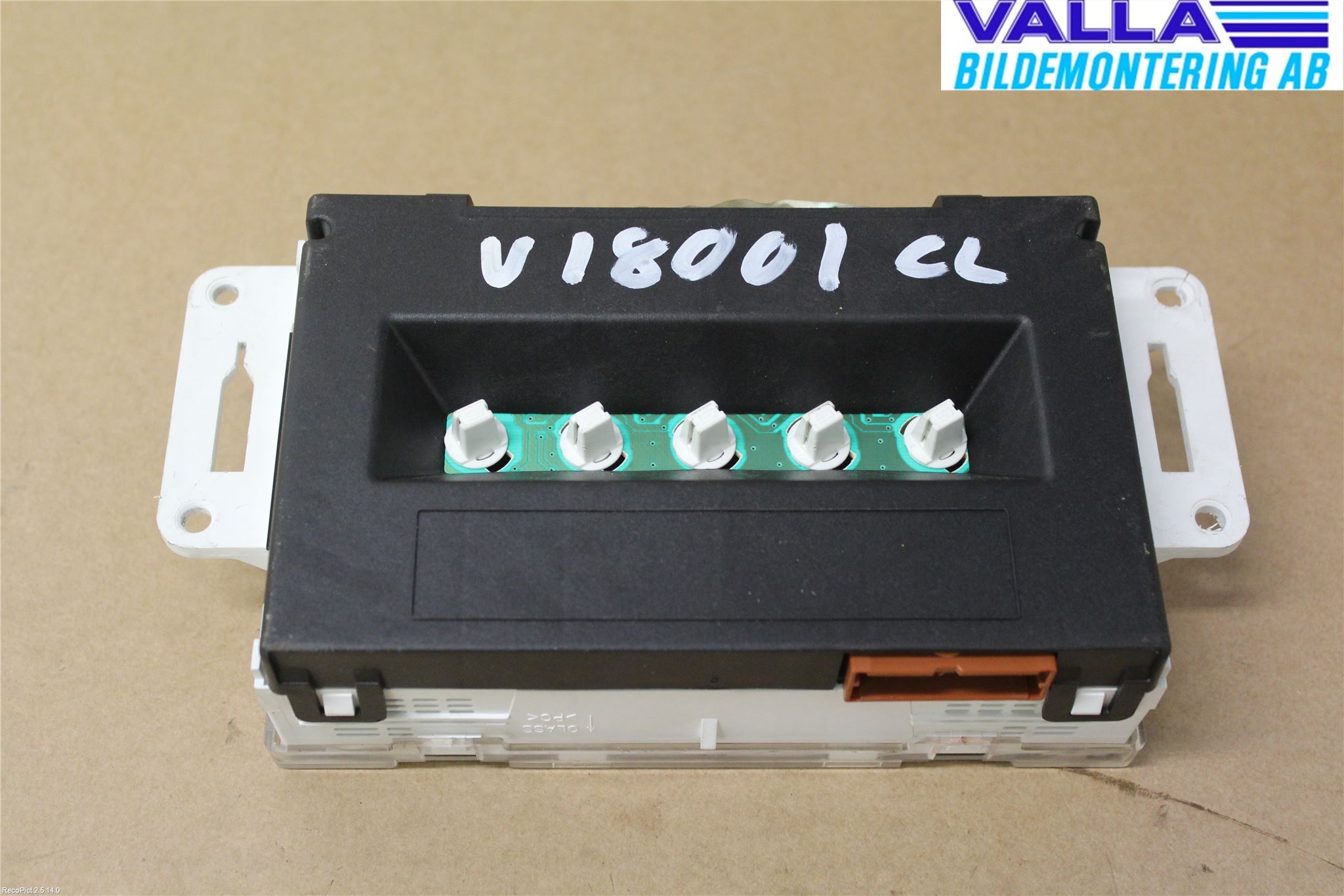 Nissan ALMERA    00-06 Kontrolldisplay