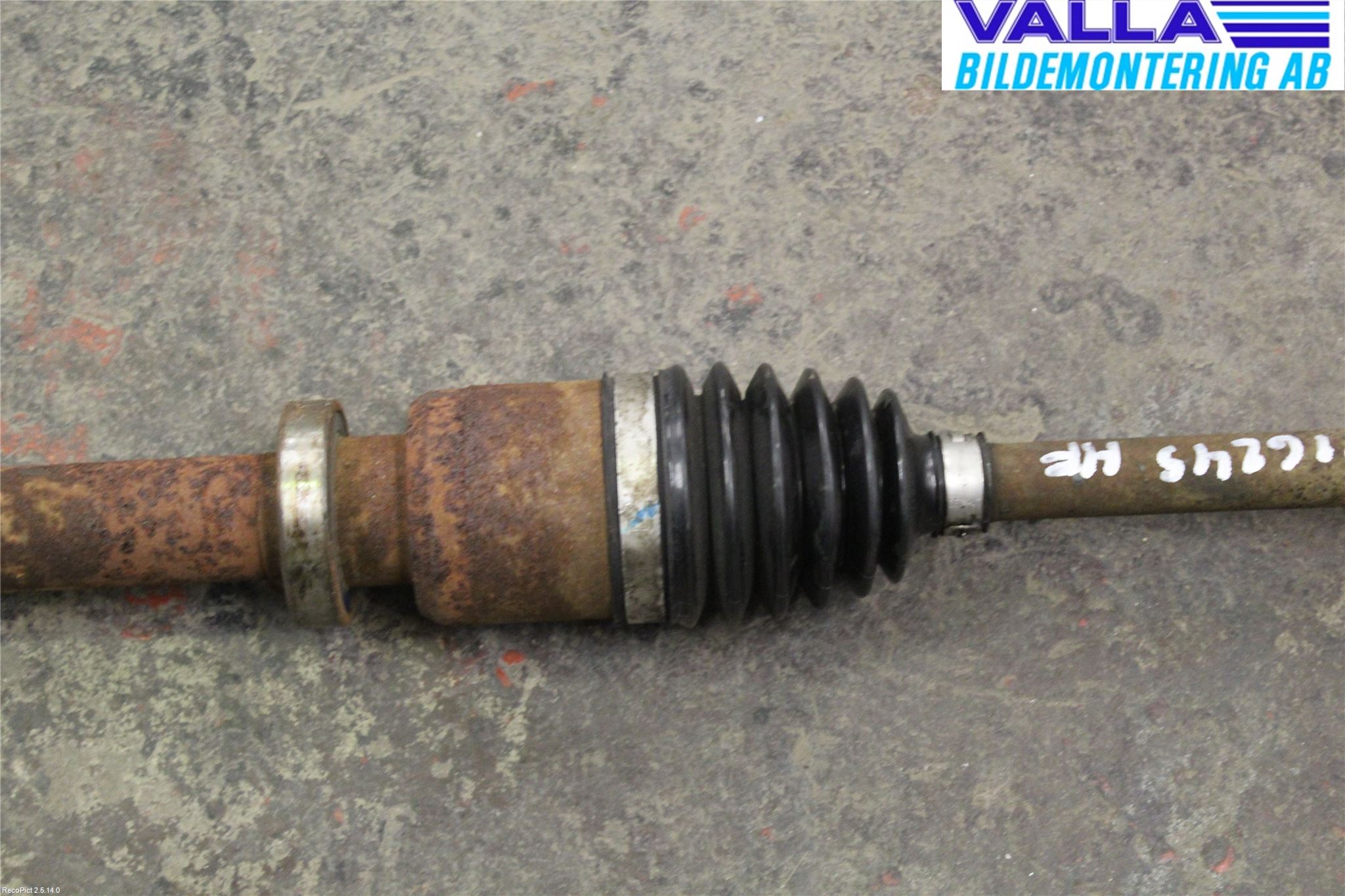 Renault CLIO III  06-09 Drivaxel Fram Höger