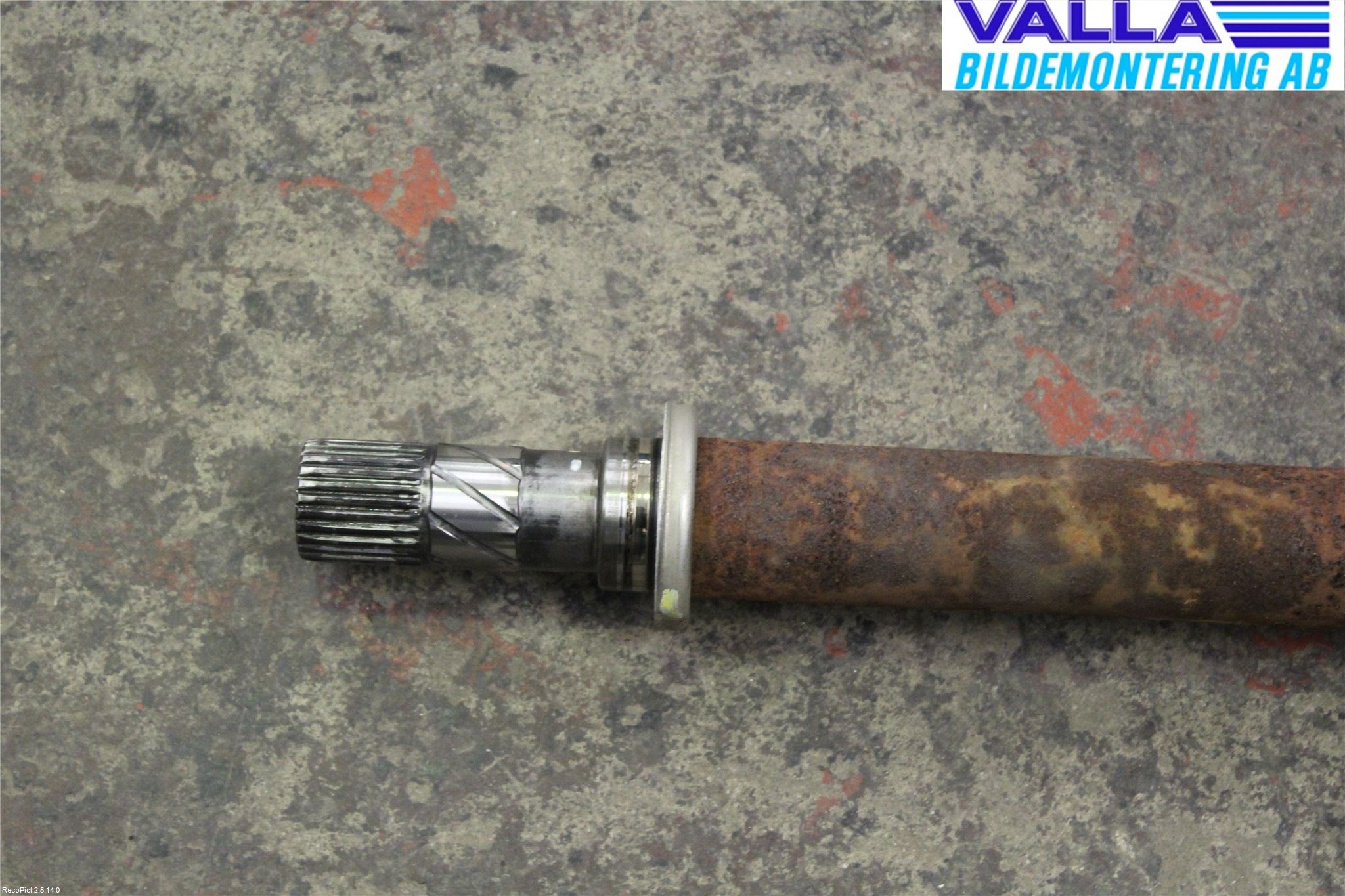 Renault CLIO III  06-09 Drivaxel Fram Höger