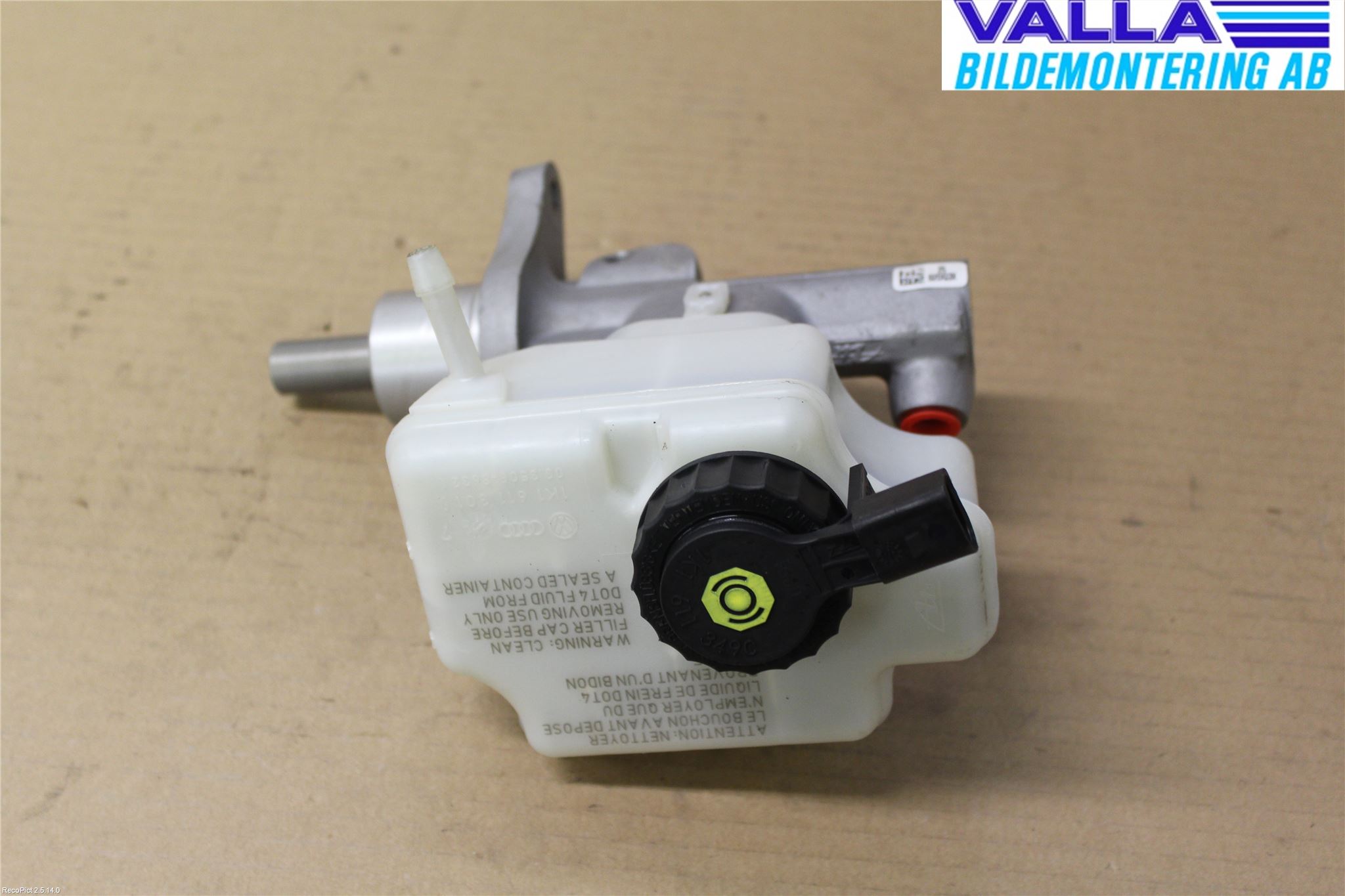 Volkswagen VW CADDY 11-15 Broms Huvudcylinder