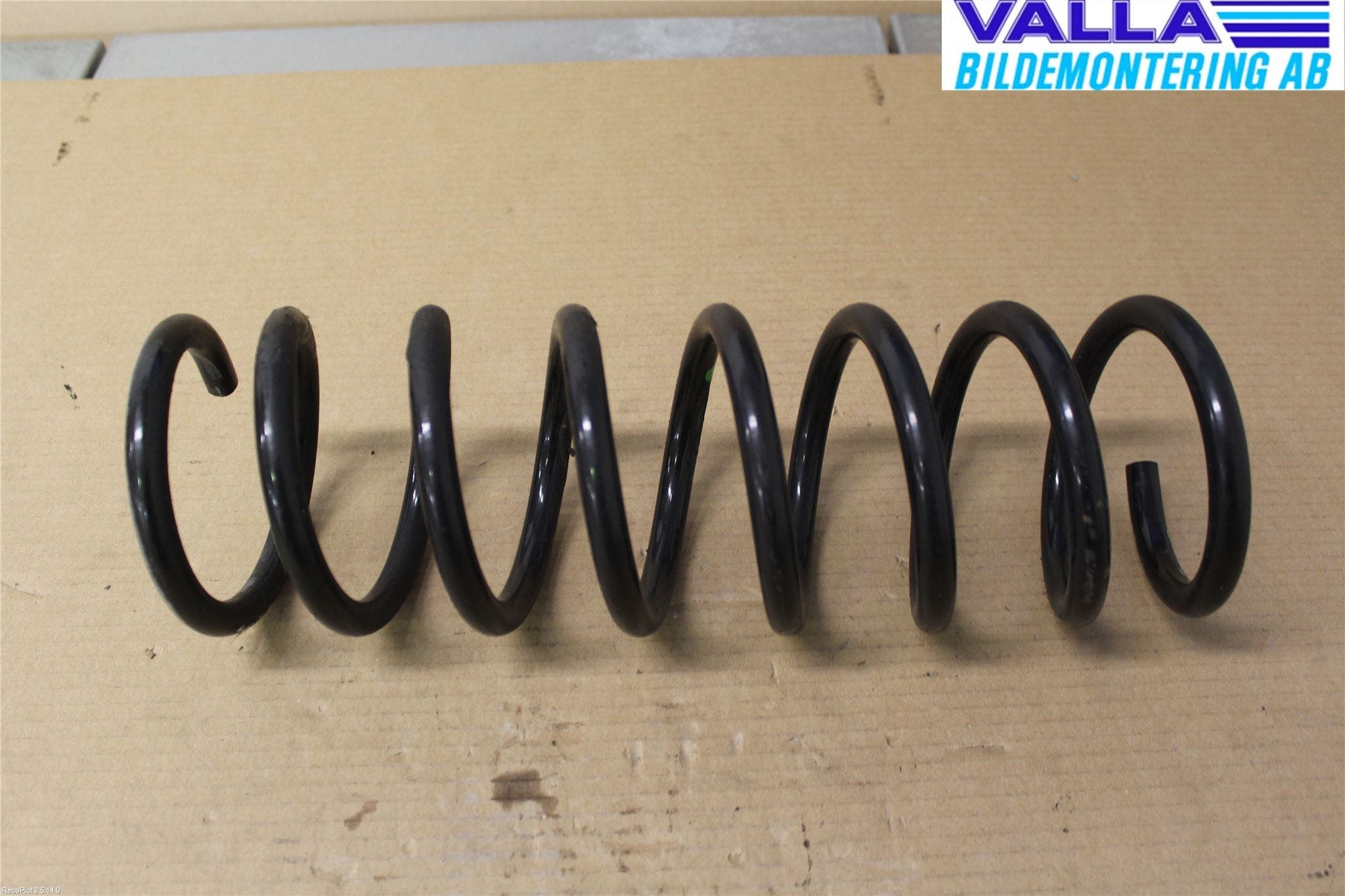 Volvo V40 CROSS COUNTRY 13-19 Fjäder Bak