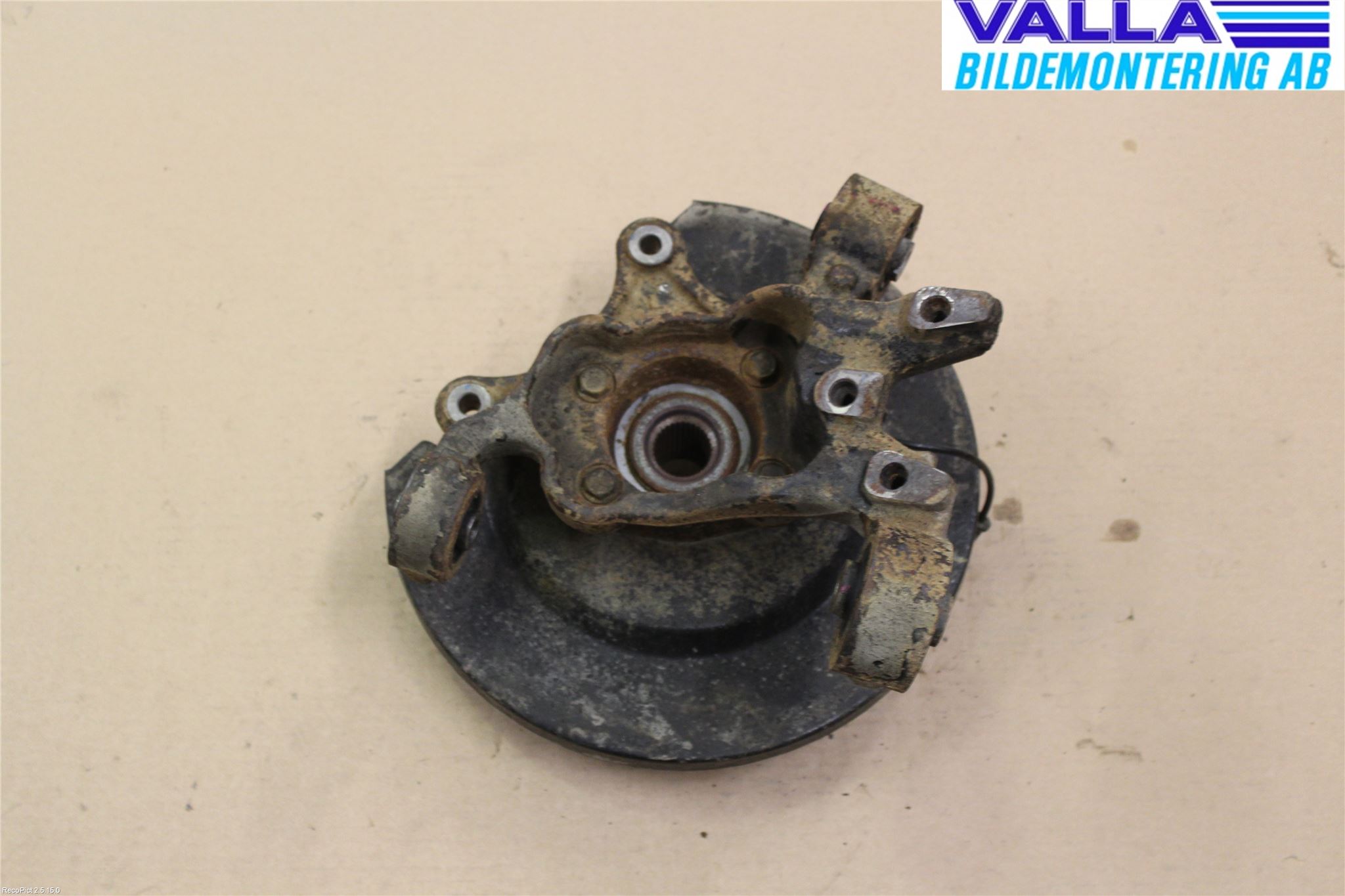 Fiat FREEMONT Hjullagerhus-Spindel Vä B