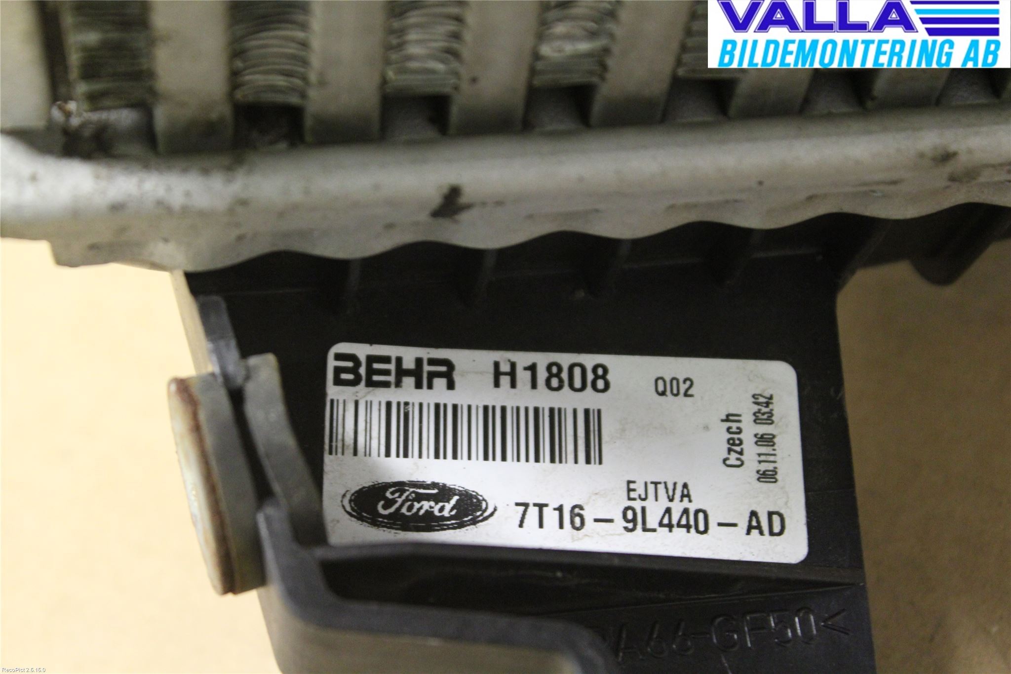 Ford TRANSIT CONNECT 03-08 Laddluft-Intercooler Kyl