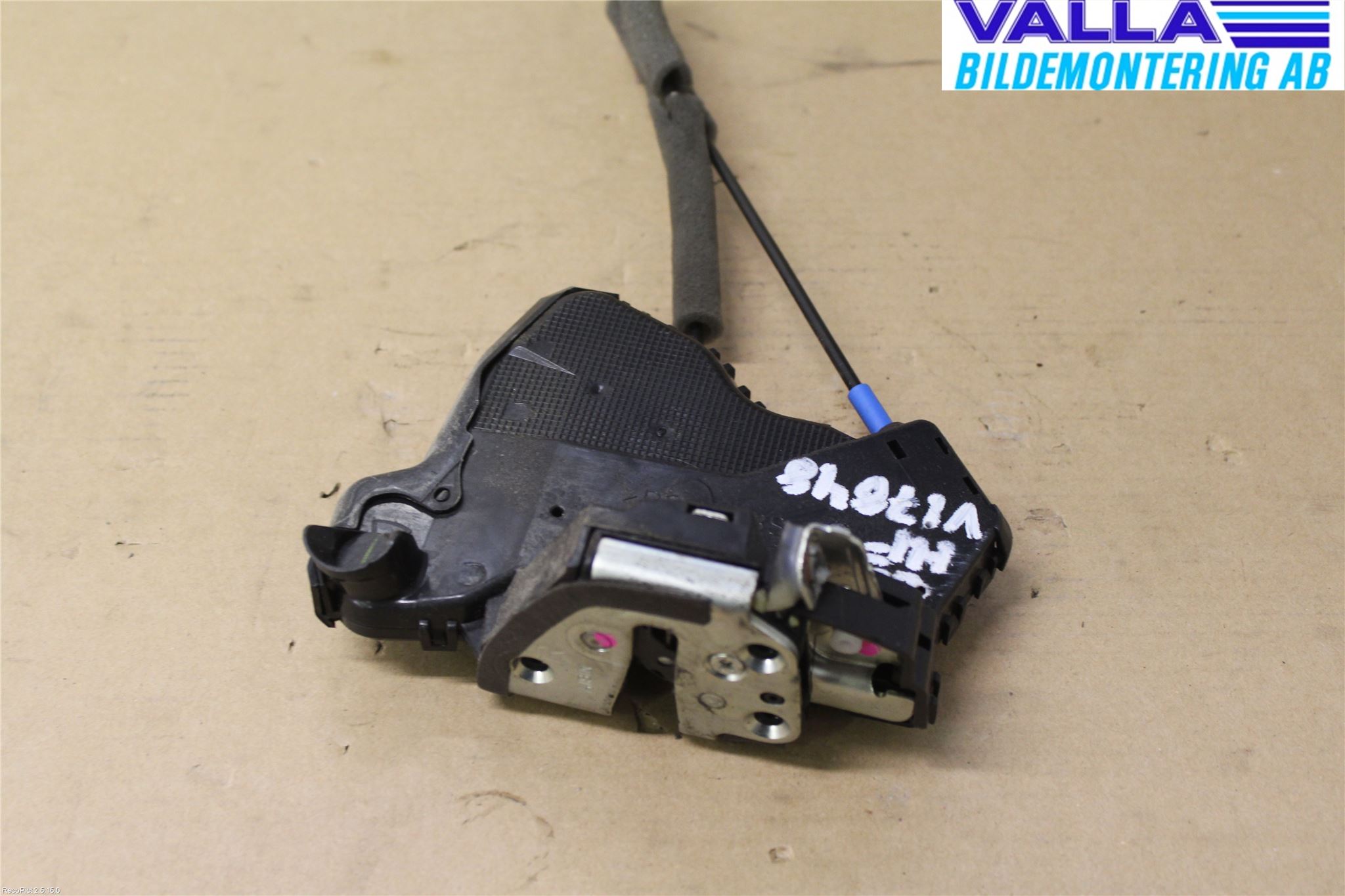 Toyota COROLLA VERSO 04-07 Låskista-Dörrlås