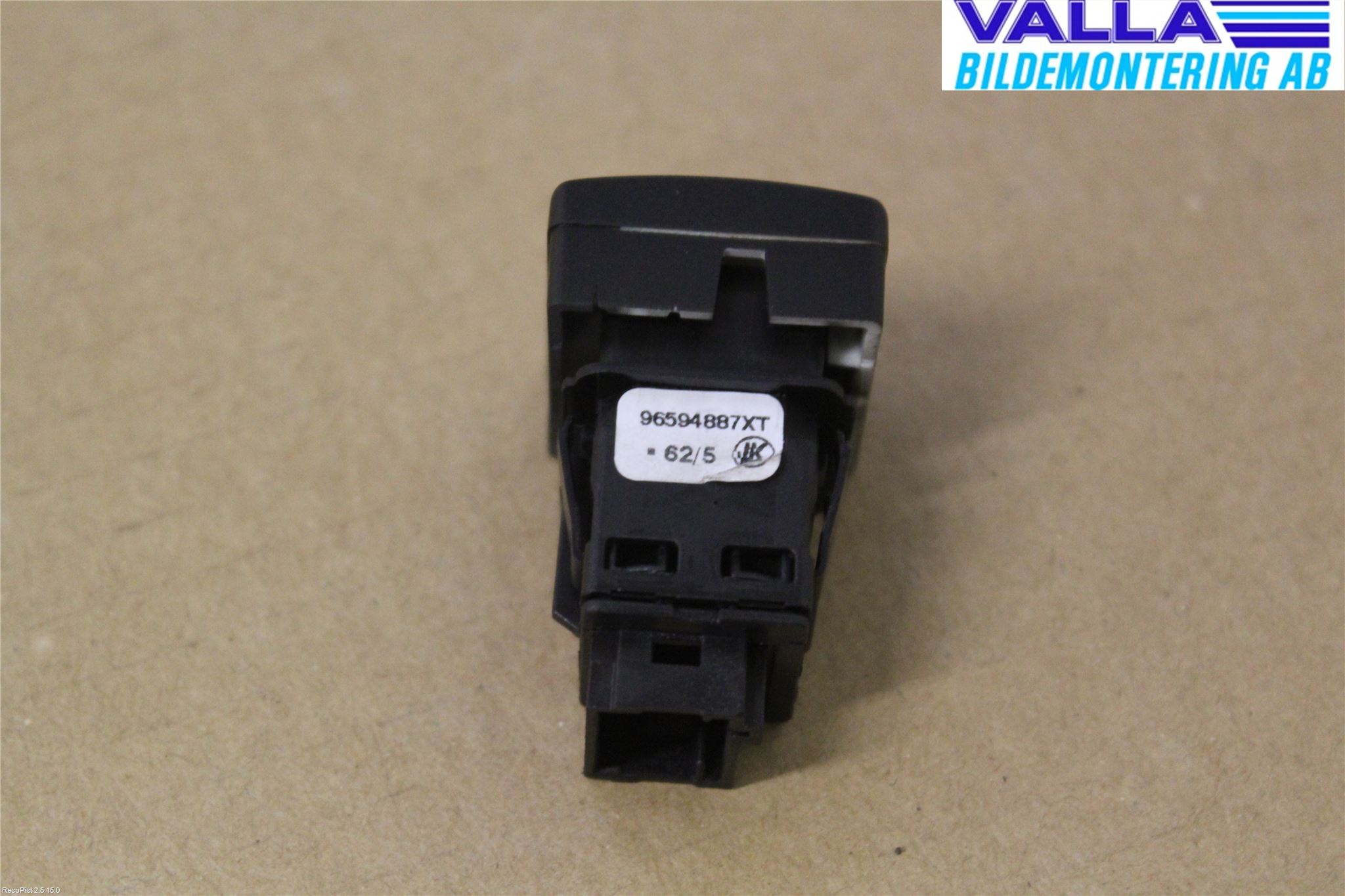 Citroen BERLINGO 08-18 Strömställare Övrigt