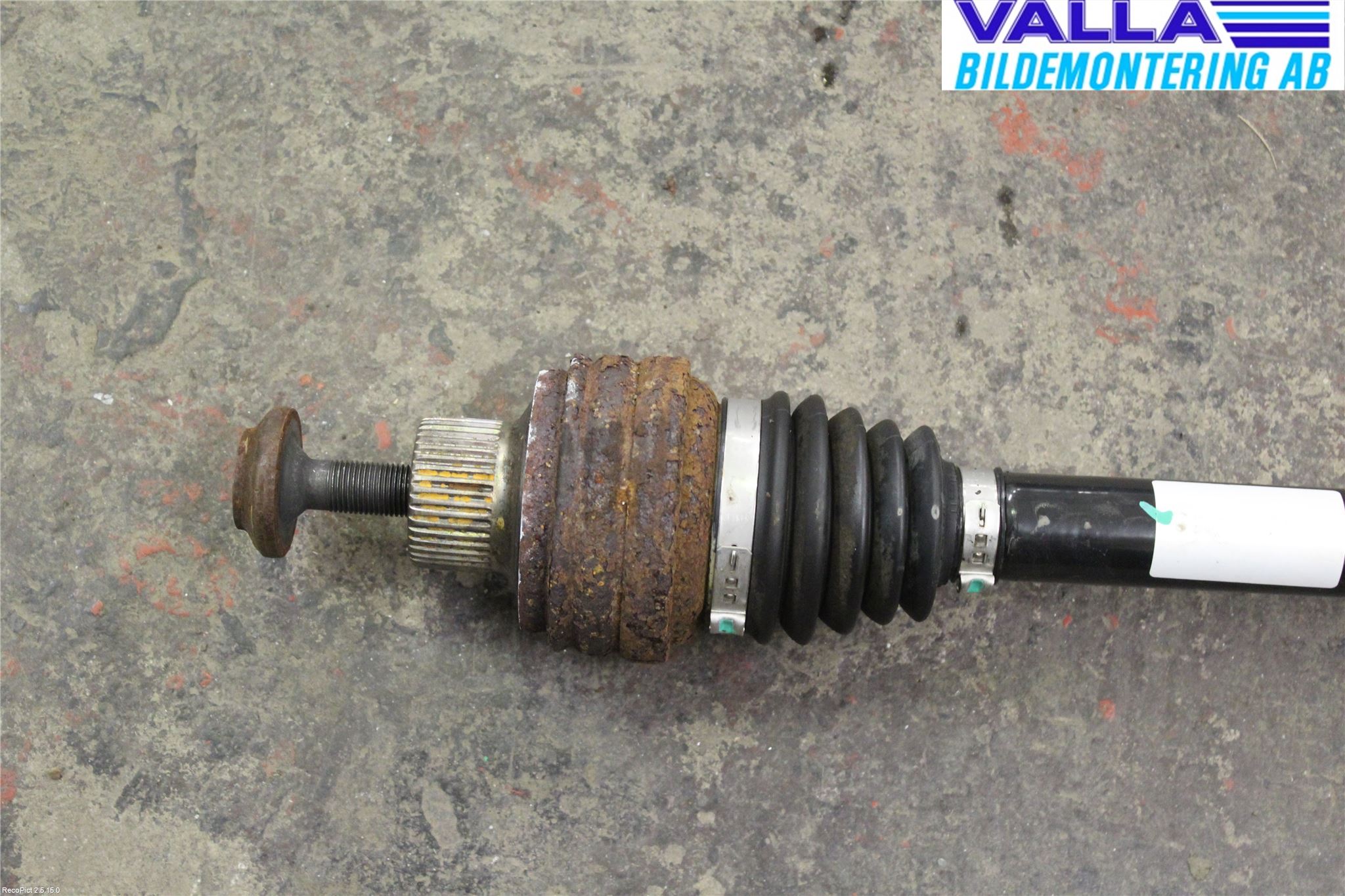 Audi A4 12-15 Drivaxel Bak Vänster