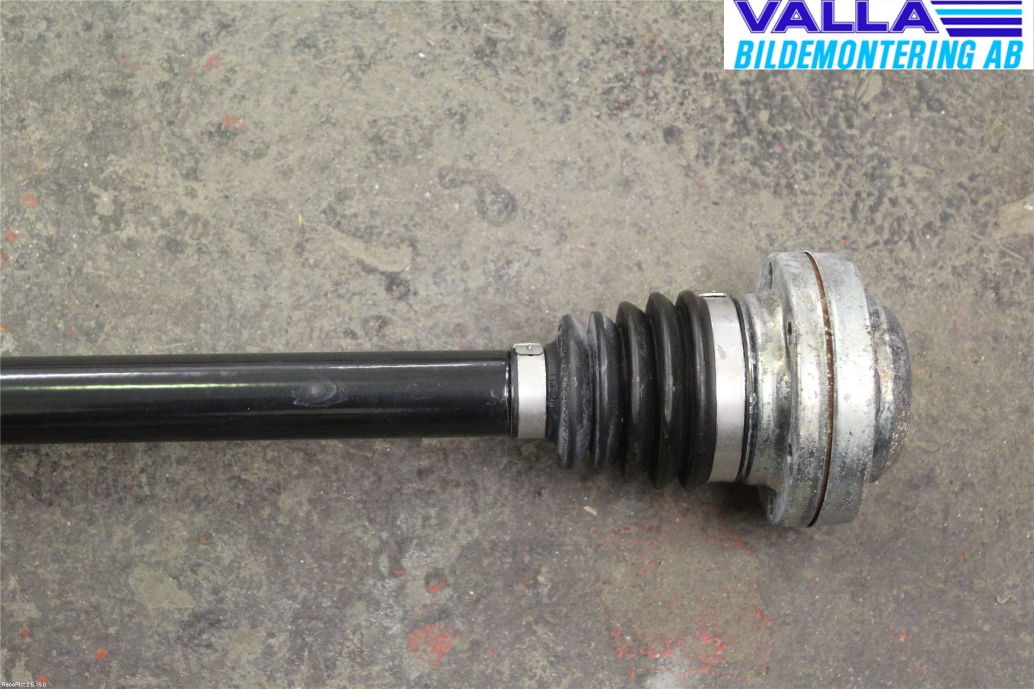 Audi A4 12-15 Drivaxel Bak Vänster