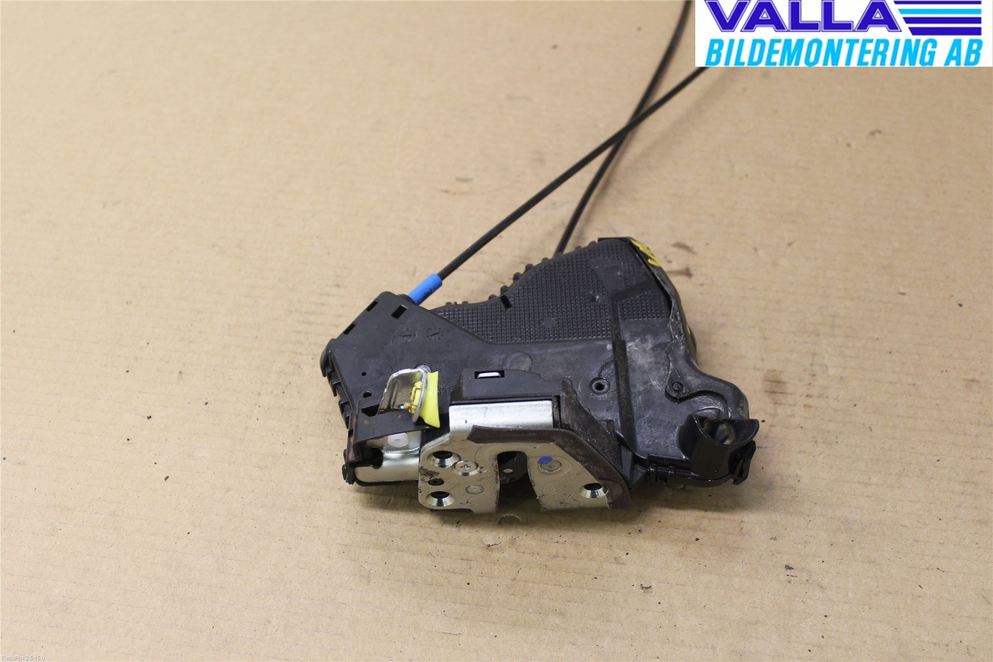 Toyota AURIS 07-09 Låskista-Dörrlås