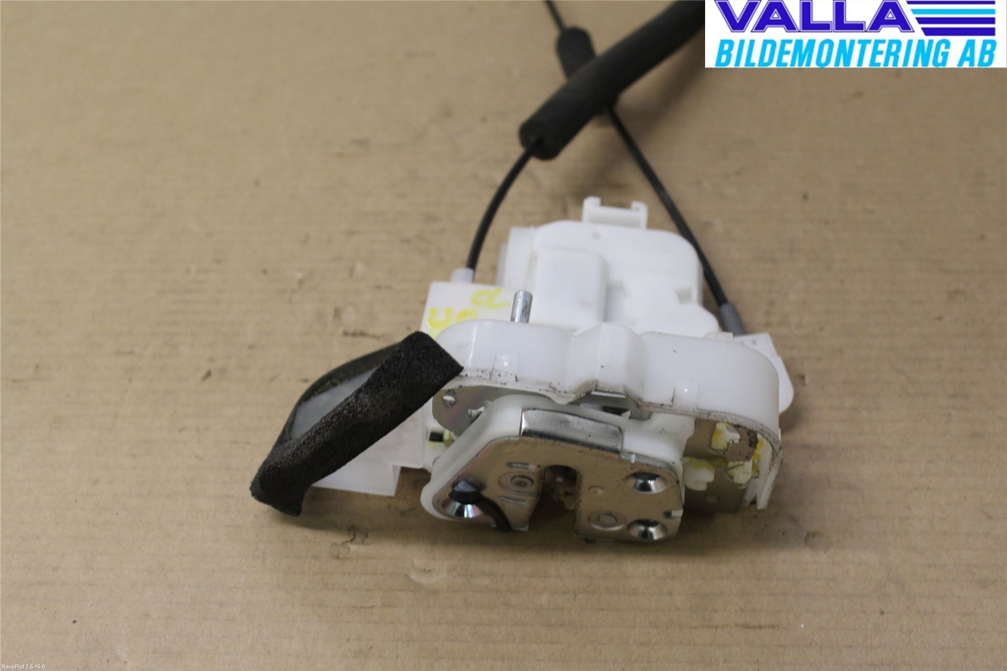 Subaru OUTBACK 10-15 Låskista-Dörrlås