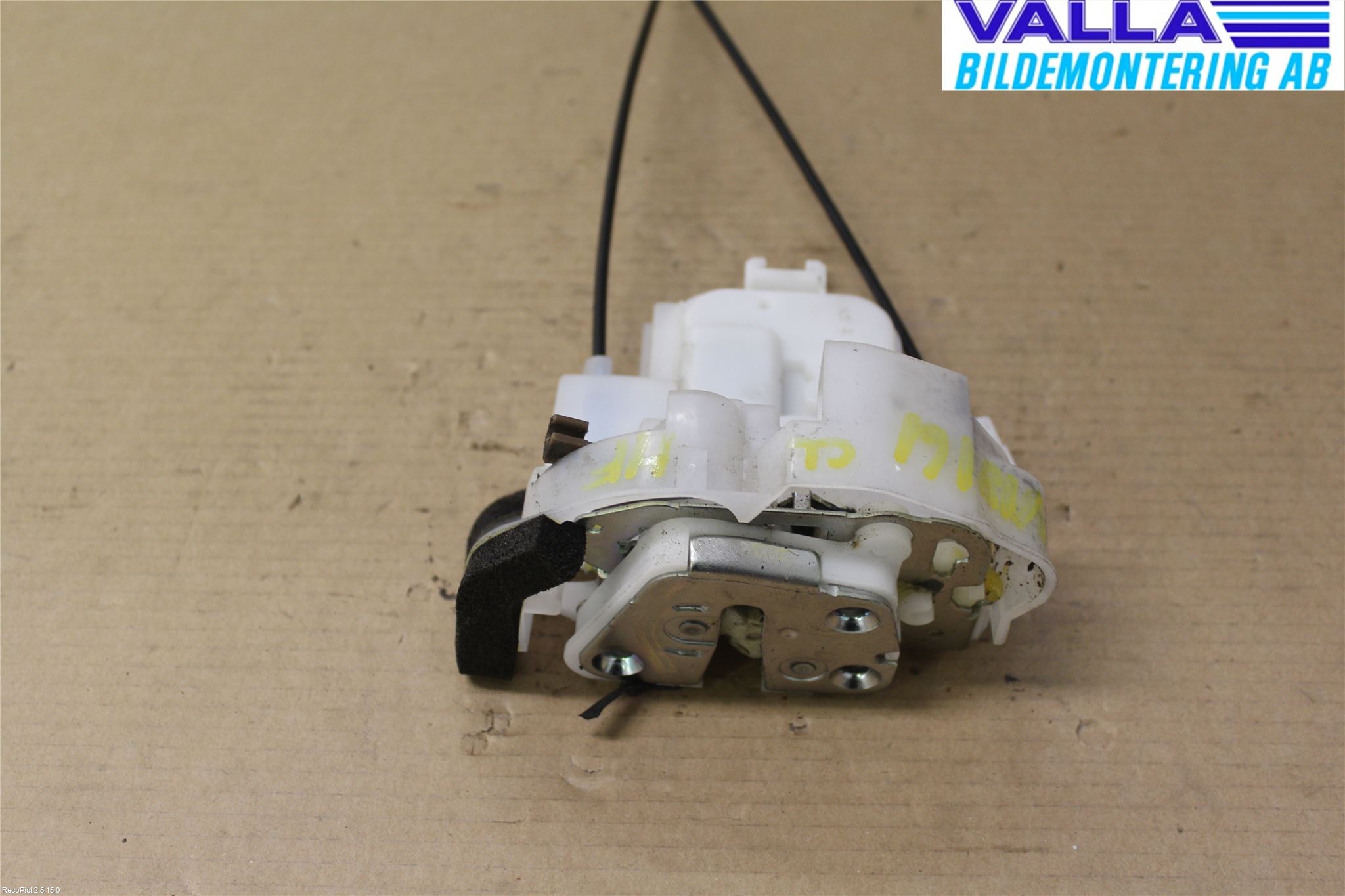 Subaru OUTBACK 10-15 Låskista-Dörrlås