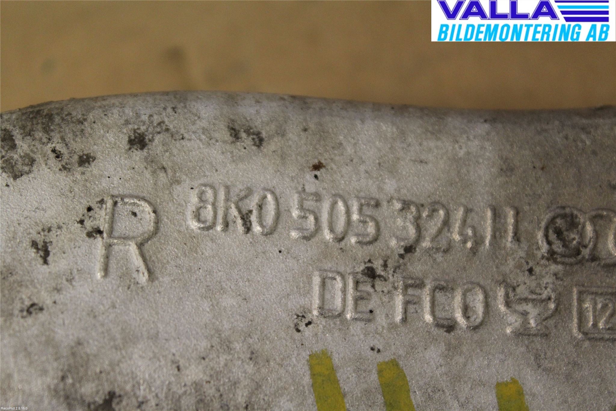 Audi A4 12-15 Bärarm Bak Övre Höger