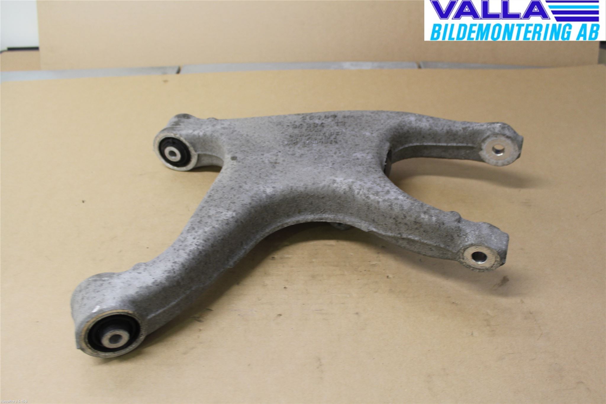 Audi A4 12-15 Bärarm Bak Höger