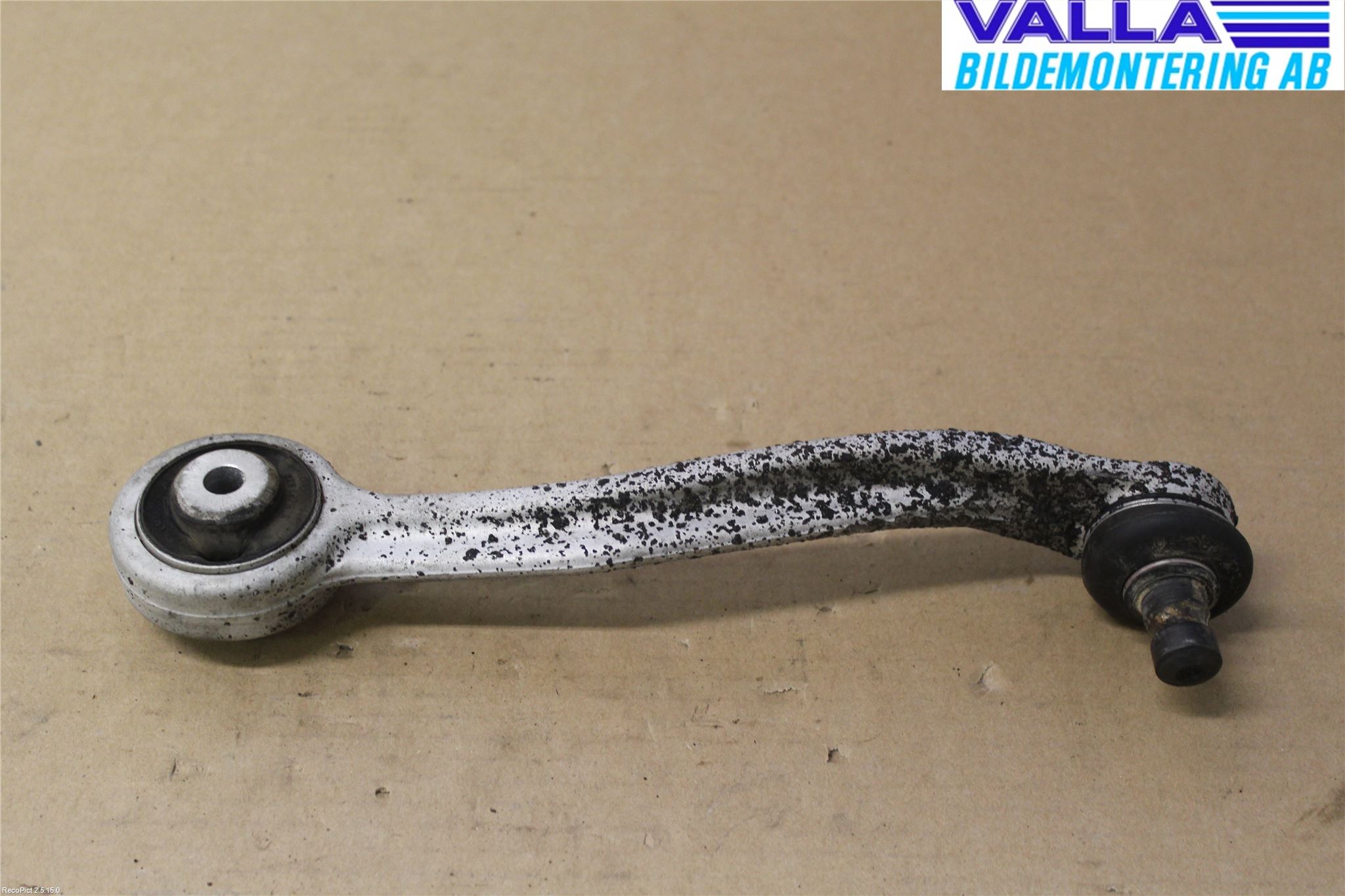 Audi A4/S4 08-11 Bärarm Fram Övre Hö