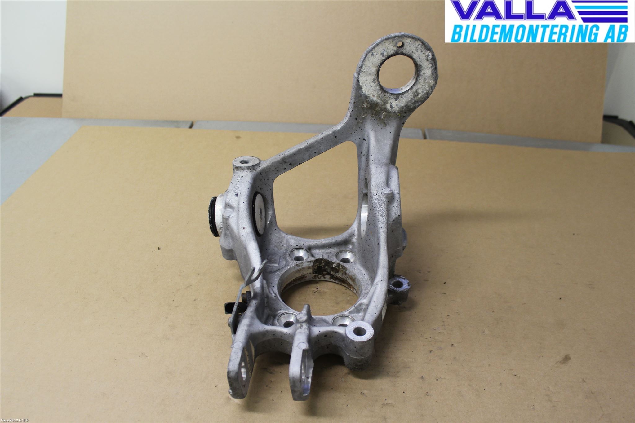 Audi A4/S4 08-11 Hjullagerhus Bak Hö