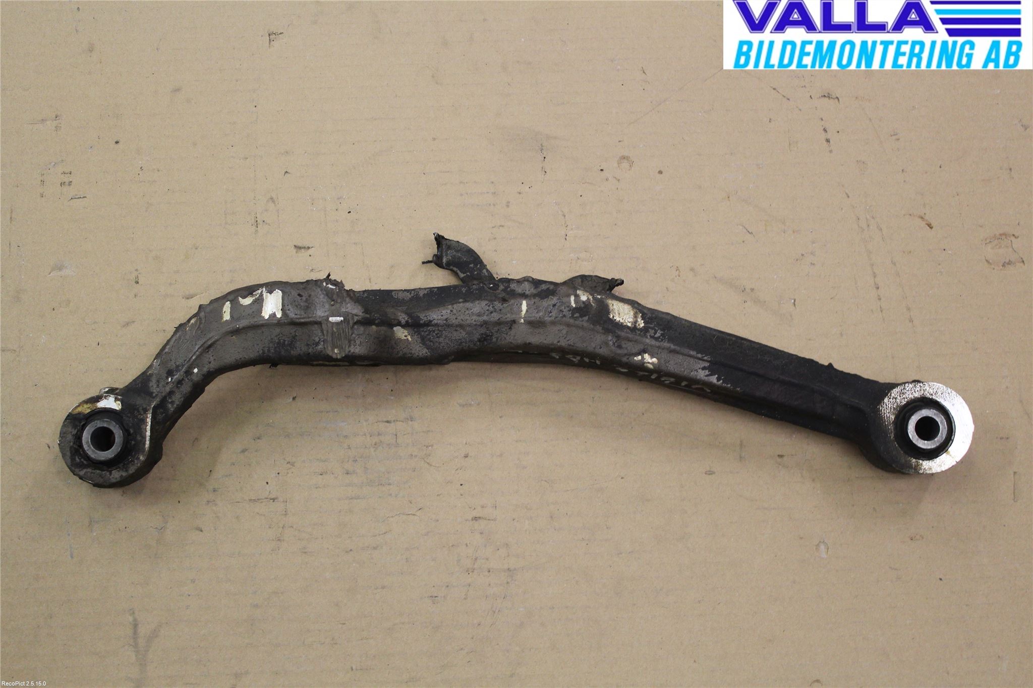 Nissan QASHQAI   07-10 Bärarm Bak Övre Höger