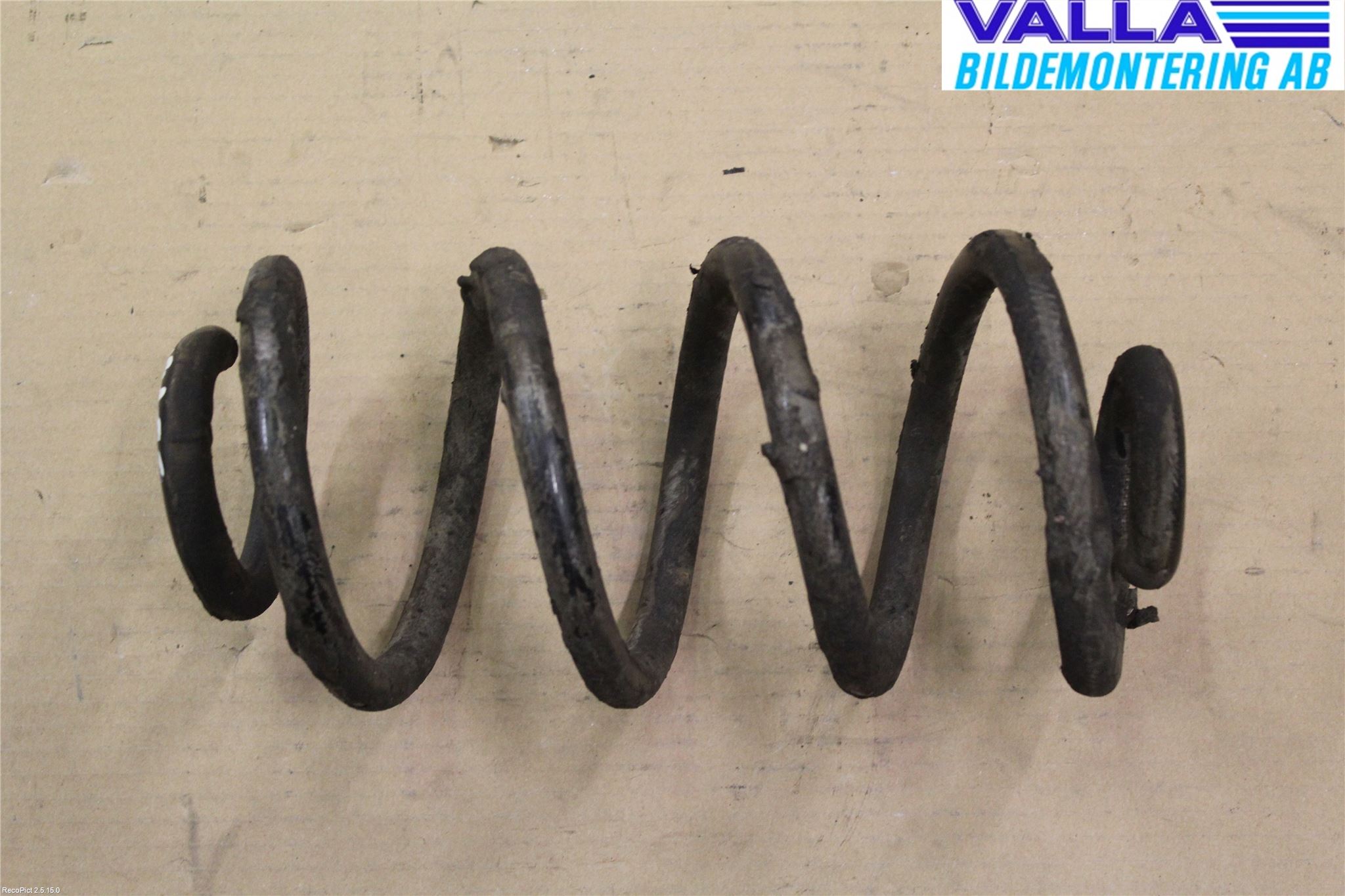 Nissan QASHQAI   07-10 Fjäder Bak