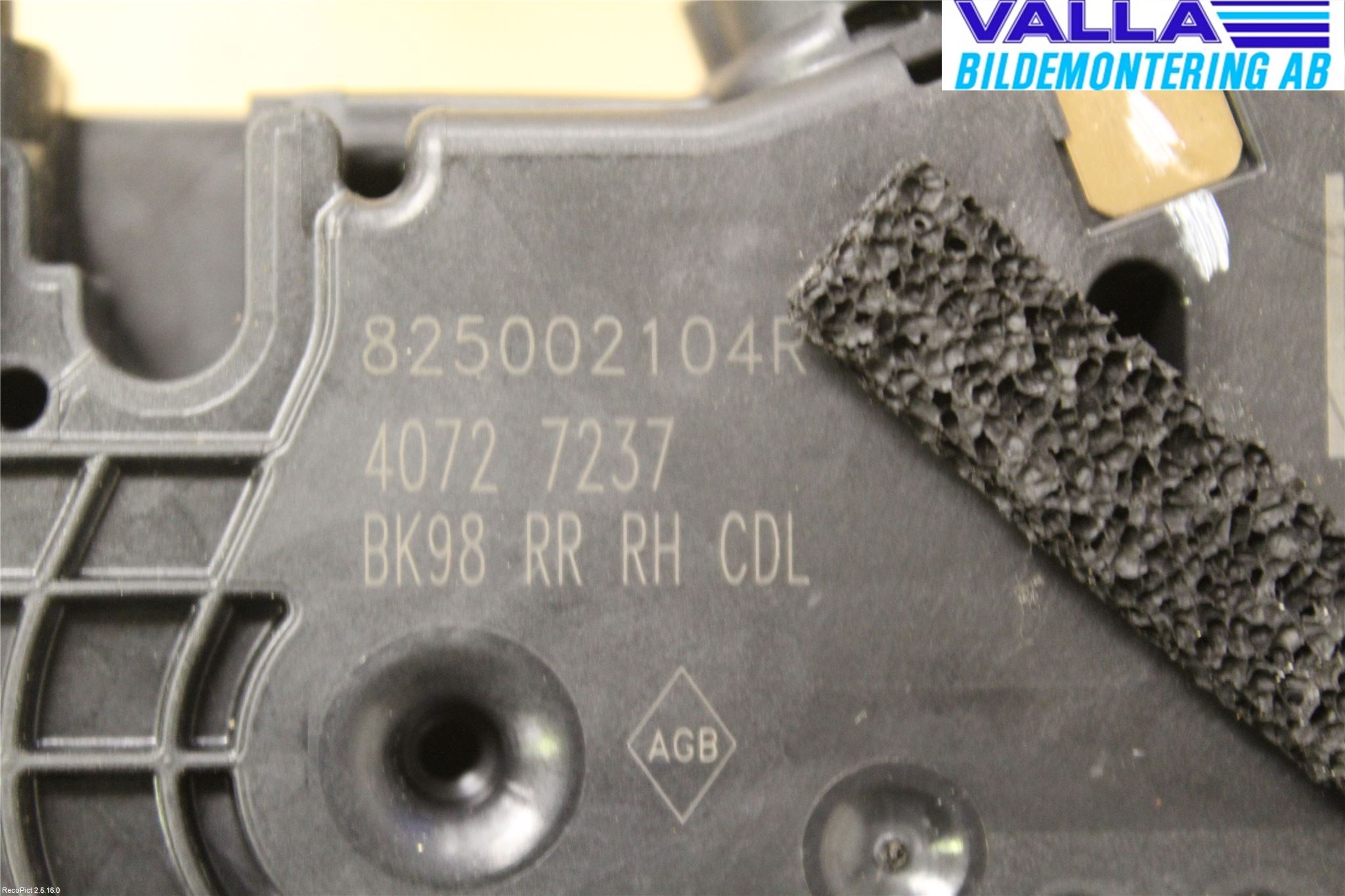 Renault CLIO IV 12-16 Låskista-Dörrlås