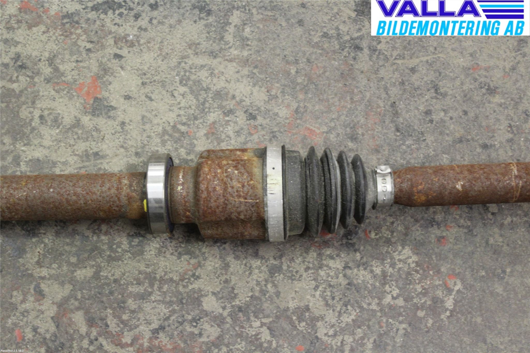 Renault CLIO IV 12-16 Drivaxel Fram Höger