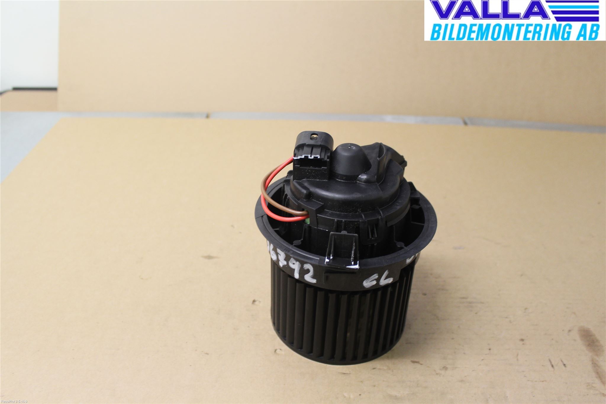 Renault CLIO IV 12-16 Värmefläkt